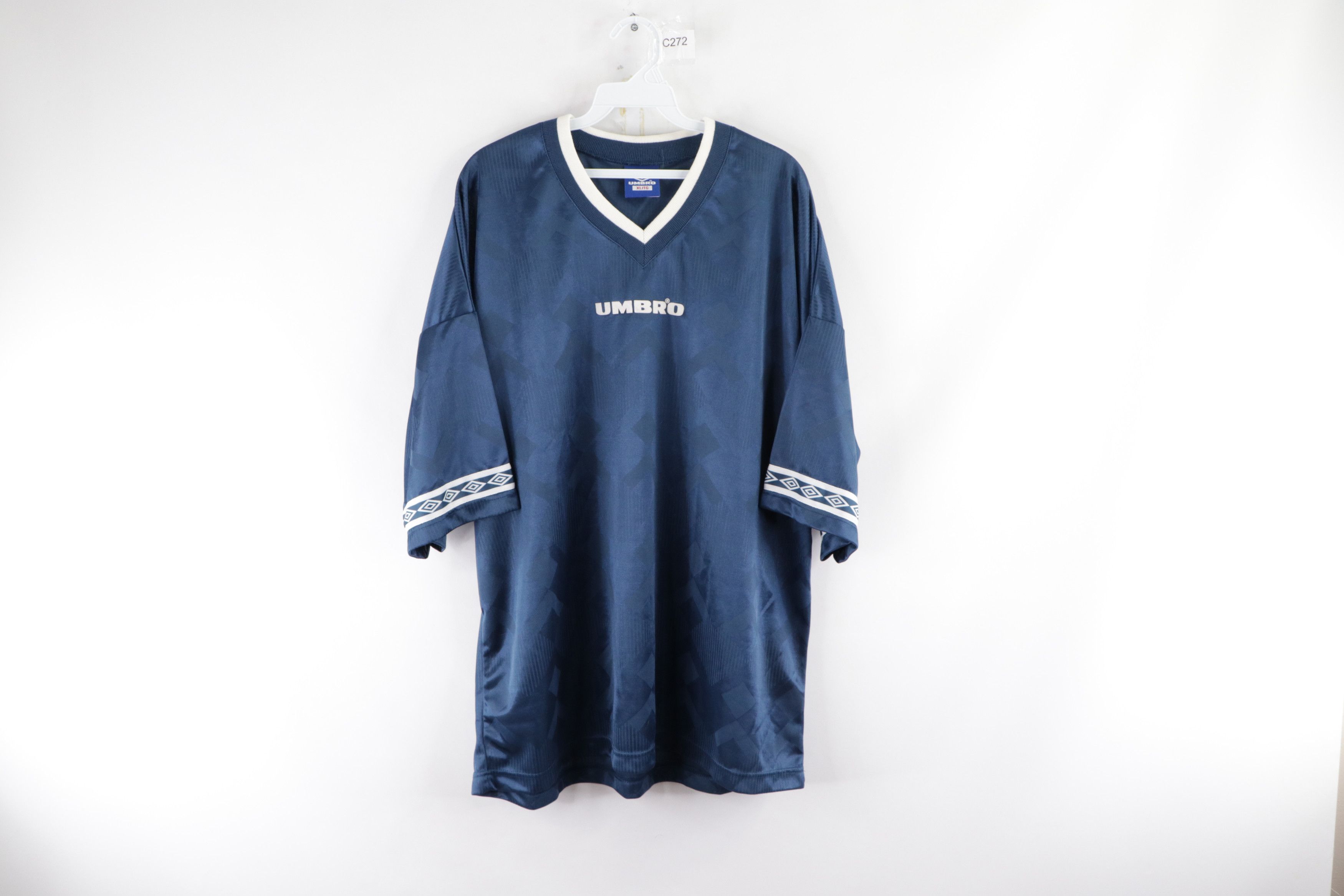 DESIGN - Chemise oversize style années 90 en sergé rayé vintage