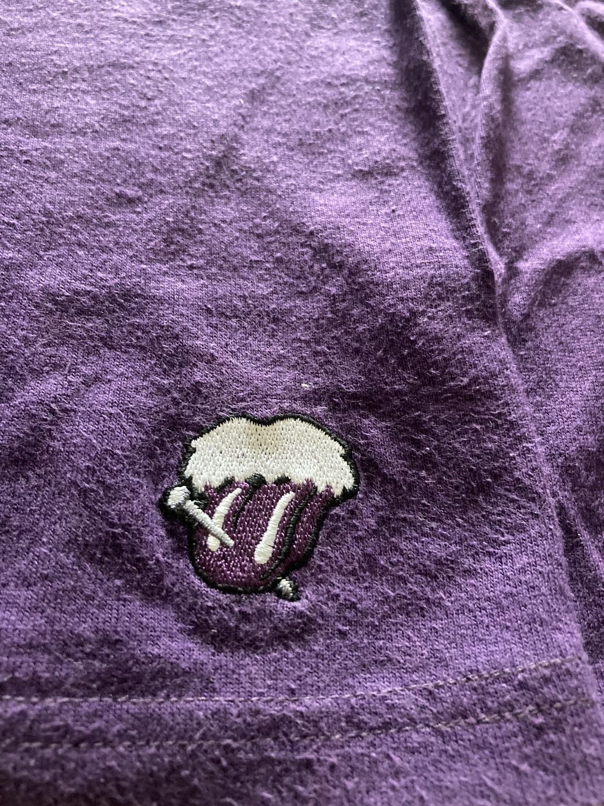 Number (N)ine Number nine rolling stones inspired tongue logo Size US M / EU 48-50 / 2 - 3 Thumbnail