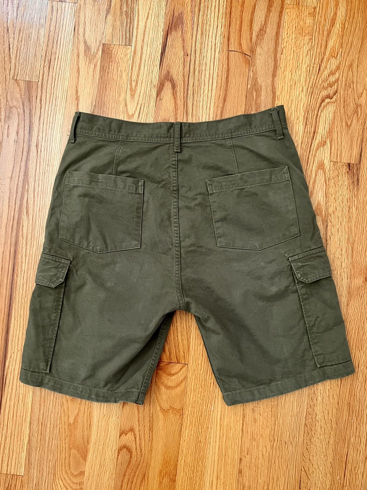 FRAME Cotton Twill Cargo Shorts