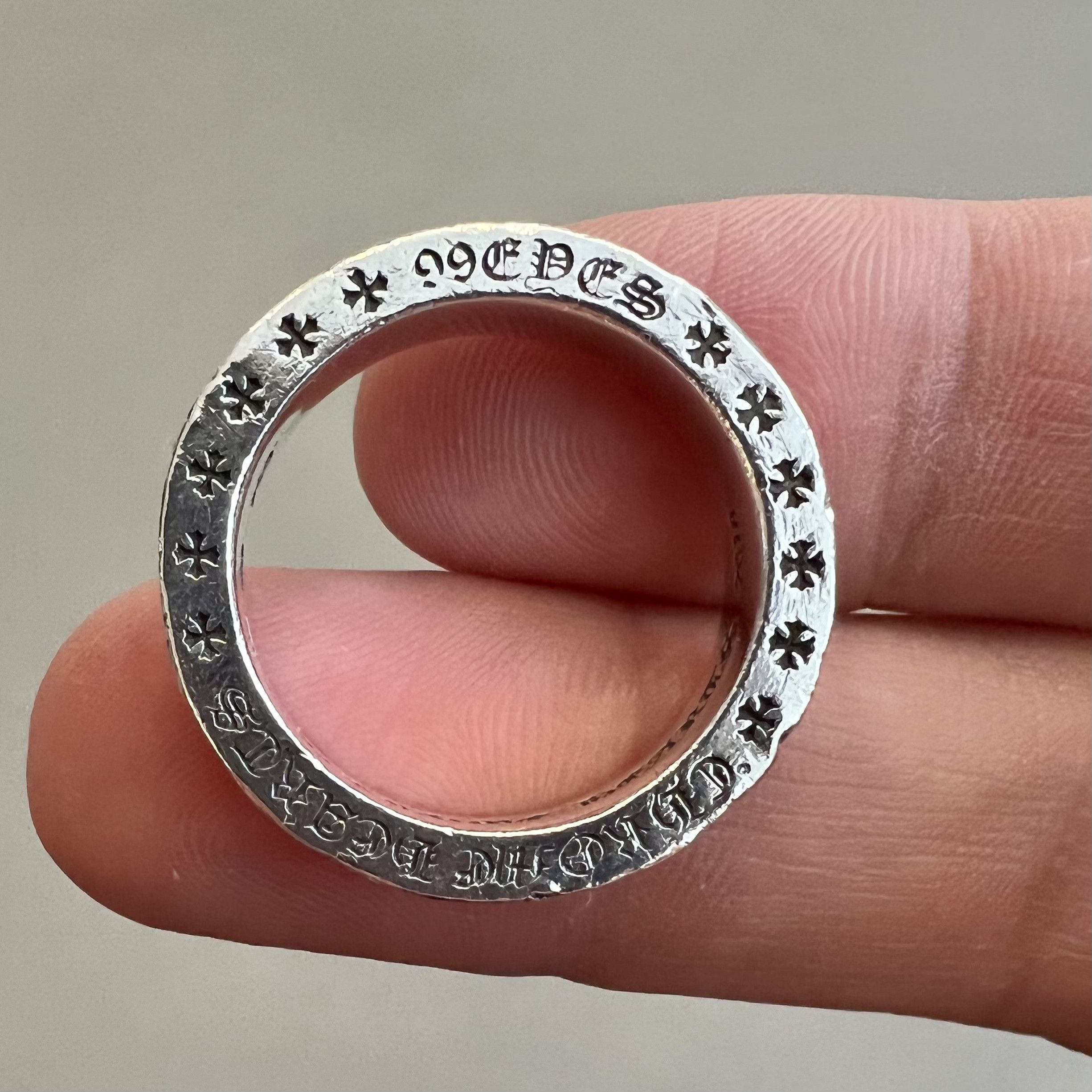 送料無料♪【CHROME HEARTS】99 EYES MATTY RING 925 シルバー 1_0244c258-d50e-44e7-9afa-
