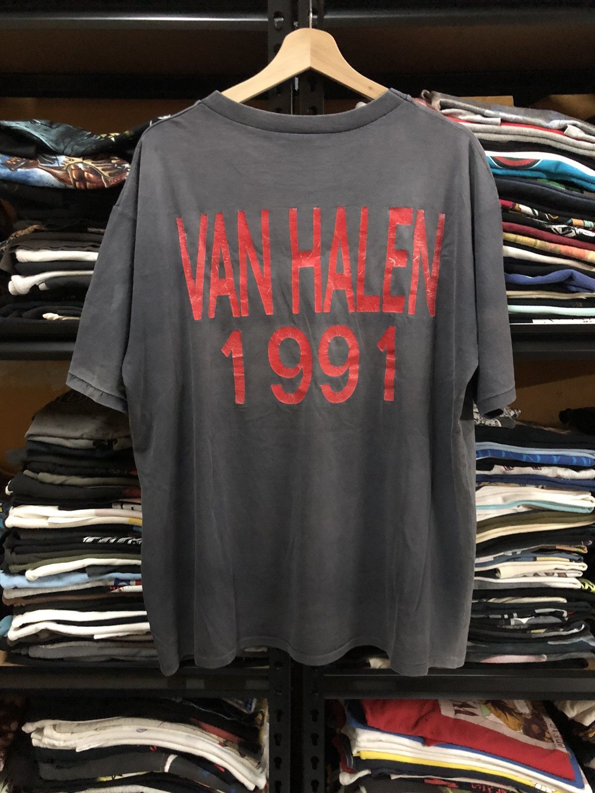 Band Tees Vintage 90s Van Halen Tshirt Size US XL / EU 56 / 4 - 2 Thumbnail
