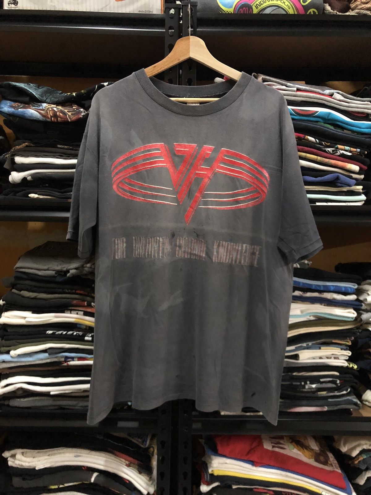 Band Tees Vintage 90s Van Halen Tshirt Size US XL / EU 56 / 4 - 1 Thumbnail