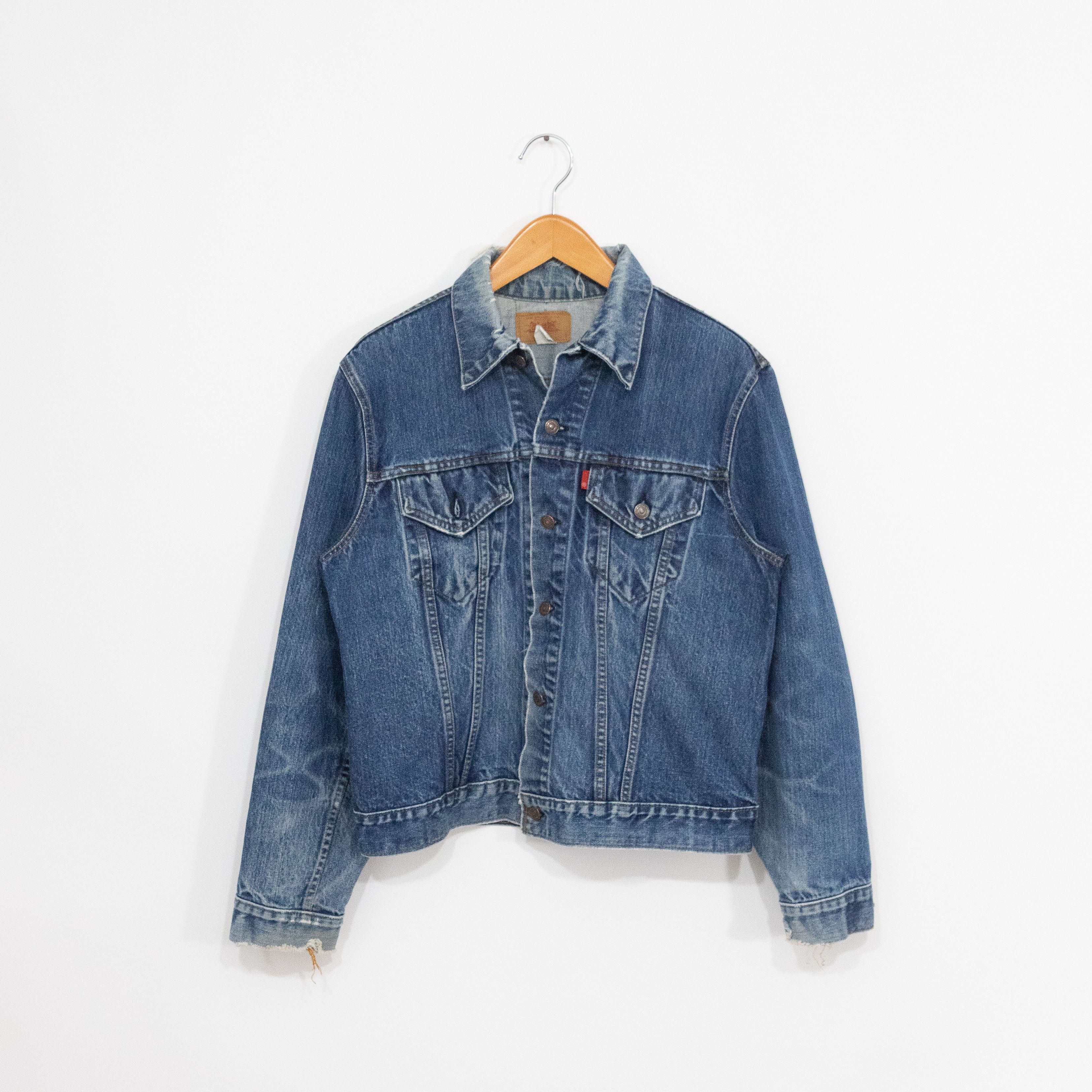 image of 70's Levis Type 3 Trucker Jacket Size 40 70505-0217 in Blue, Men's