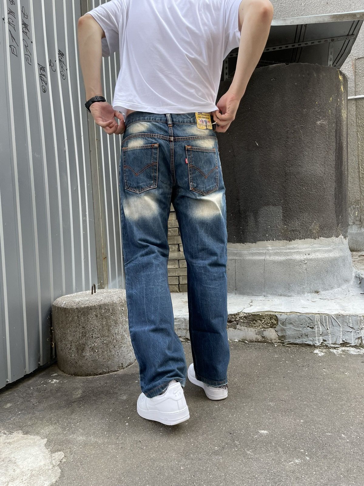 Levi's × Vintage Vintage Levi’s 501 Jeans Washed Distressed Size US 34 / EU 50 - 7 Thumbnail