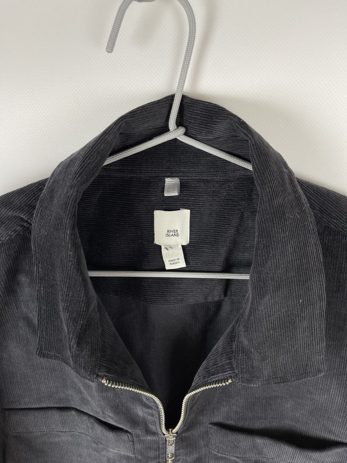 River Island River Island black corduroy double pocket overshirt jacket Size US L / EU 52-54 / 3 - 8 Thumbnail