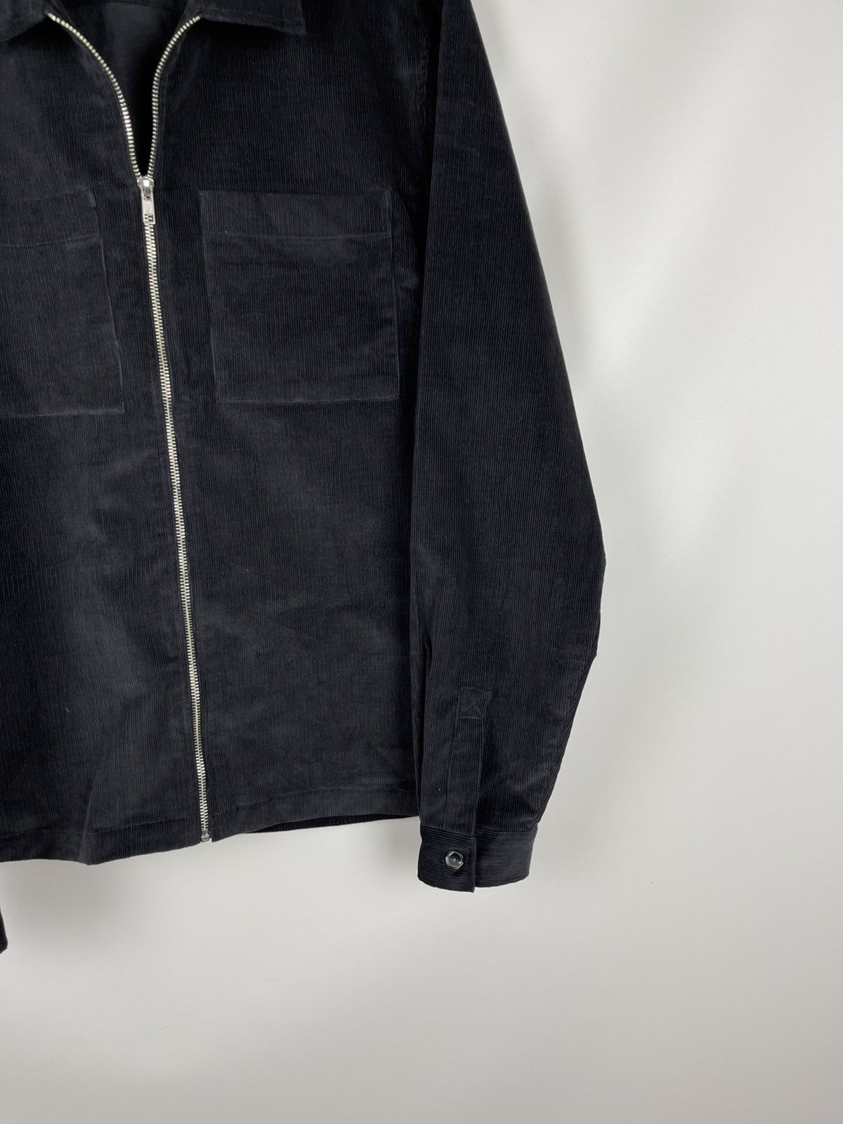 River Island River Island black corduroy double pocket overshirt jacket Size US L / EU 52-54 / 3 - 5 Thumbnail