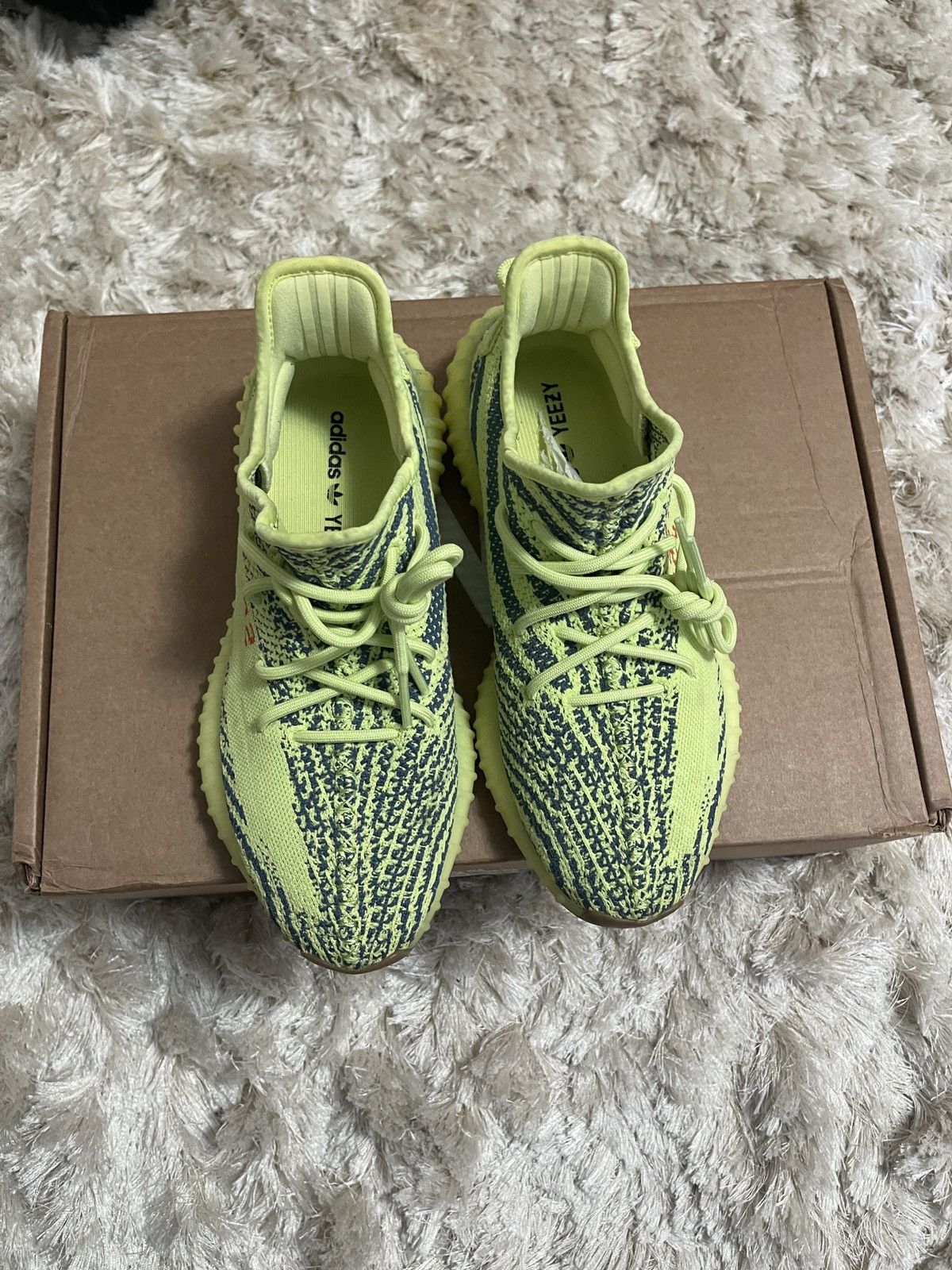 Adidas Yeezy Boost 350 V2 Semi Frozen Yellow 2017 Size US 9 / EU 42 - 2 Thumbnail