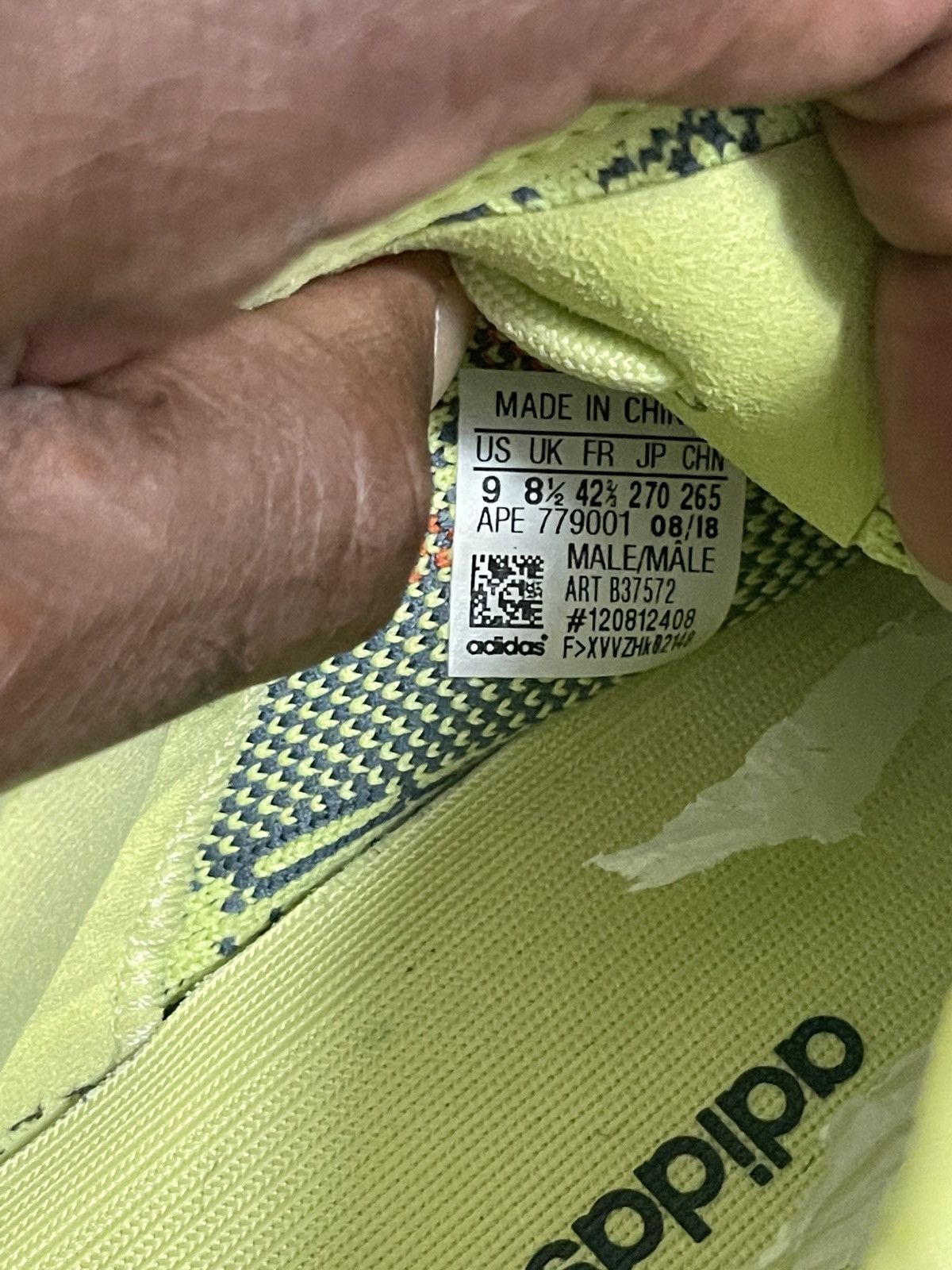 Adidas Yeezy Boost 350 V2 Semi Frozen Yellow 2017 Size US 9 / EU 42 - 7 Thumbnail