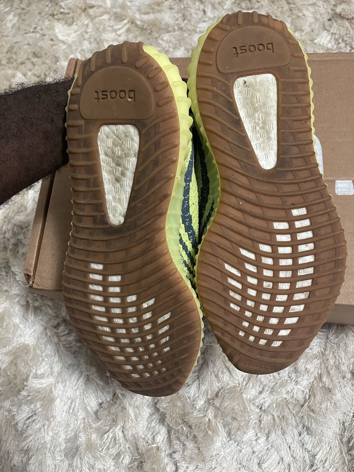 Adidas Yeezy Boost 350 V2 Semi Frozen Yellow 2017 Size US 9 / EU 42 - 9 Thumbnail