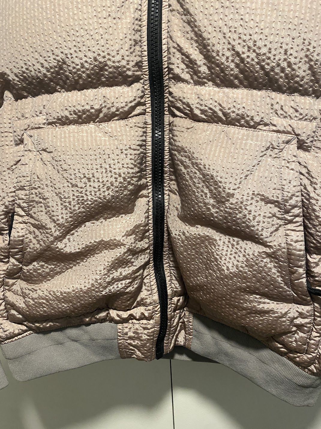 Stone Island stone island poly frame down TC seersucker nylon pearl grey Size US L / EU 52-54 / 3 - 3 Thumbnail