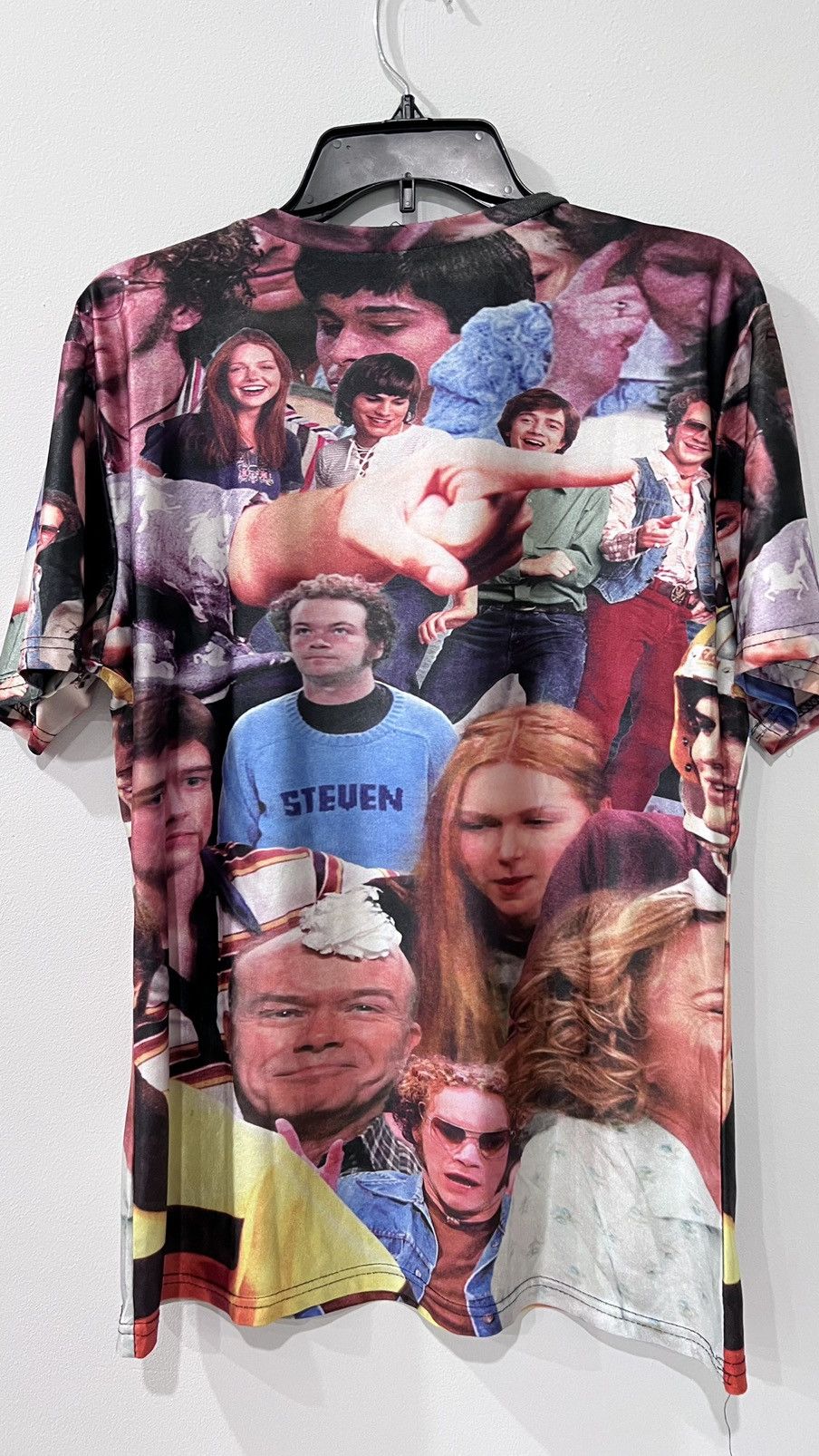 Vintage 70’s AOP TV Show Size XL Size US XL / EU 56 / 4 - 3 Thumbnail