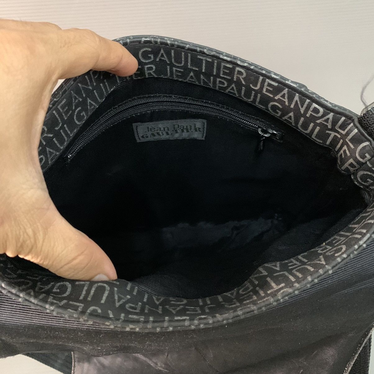 Jean Paul Gaultier Jean Paul Gaultier Slingbag Size ONE SIZE - 17 Thumbnail