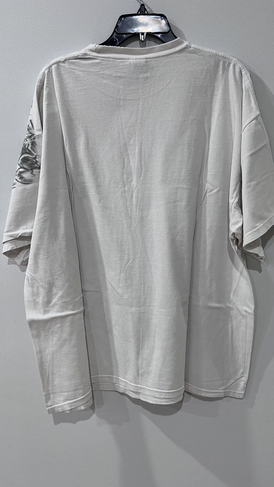 DC Comics × Vintage The Dark Knight Joker Heath Ledger Size XXL Size US XXL / EU 58 / 5 - 6 Thumbnail