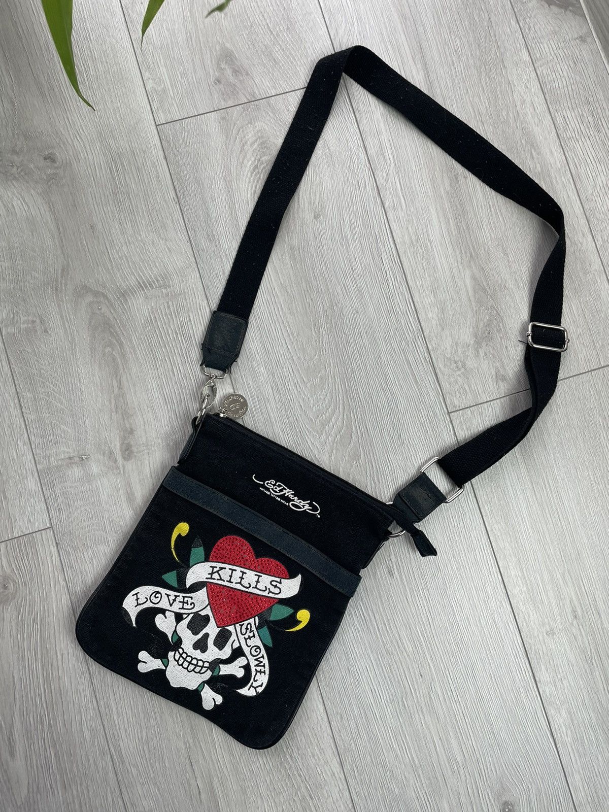 Christian Audigier × Ed Hardy × Vintage Ed Hardy Vintage Messenger / Shoulder Bag Yoo Size ONE SIZE - 1 Thumbnail