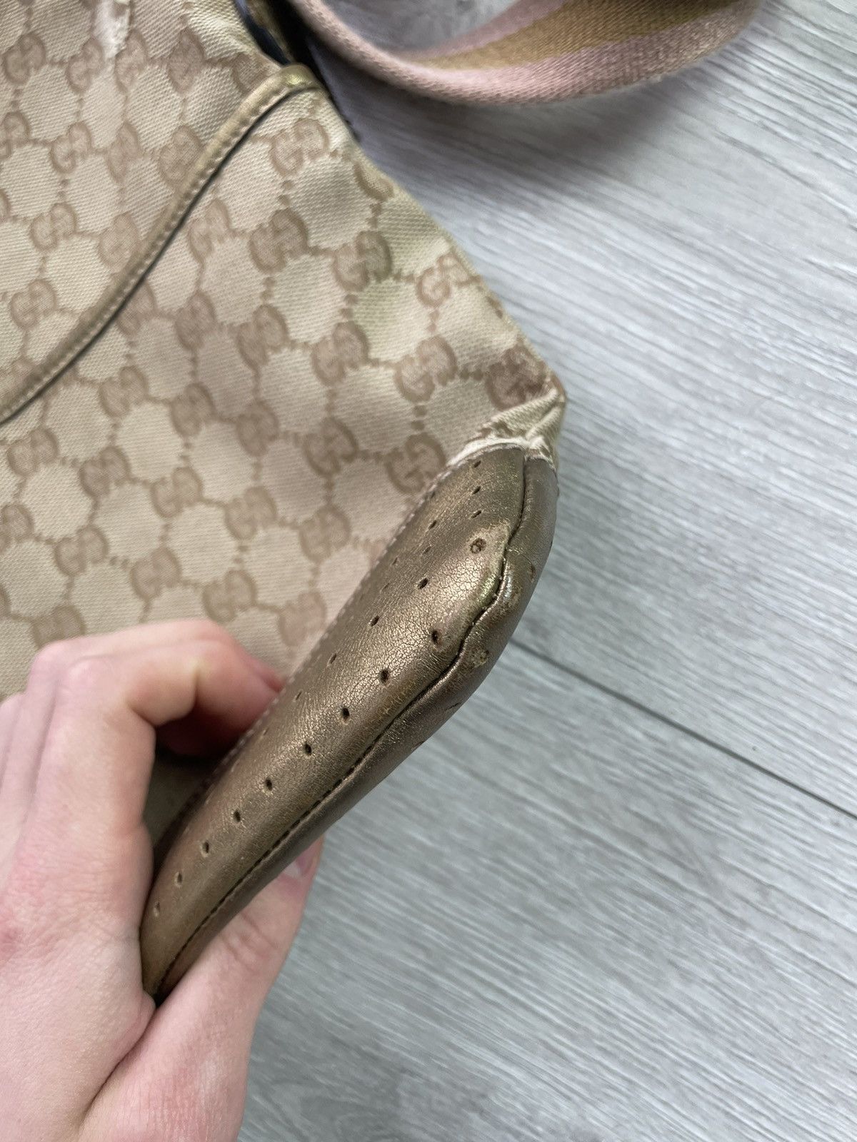 Gucci × Vintage Gucci GG SUPREME MONOGRAM CANVAS BAG / MESSENGER Size ONE SIZE - 16 Thumbnail