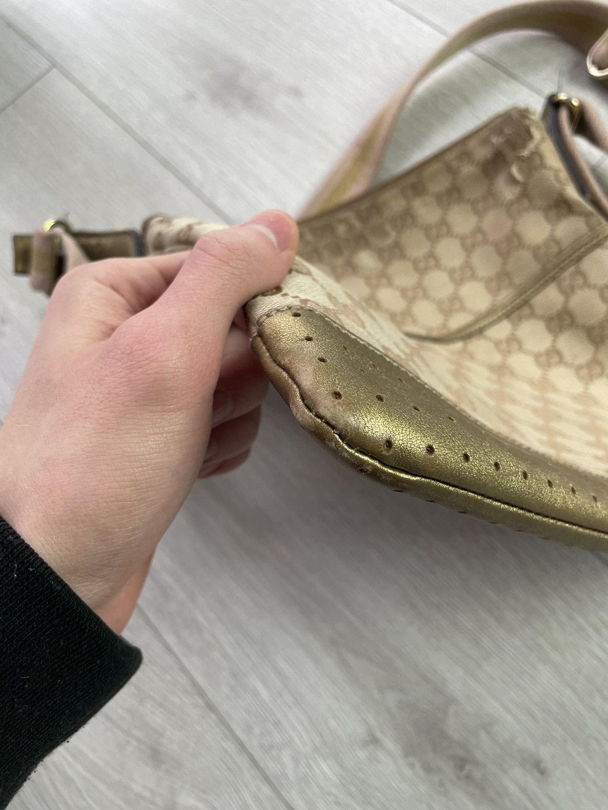 Gucci × Vintage Gucci GG SUPREME MONOGRAM CANVAS BAG / MESSENGER Size ONE SIZE - 17 Thumbnail