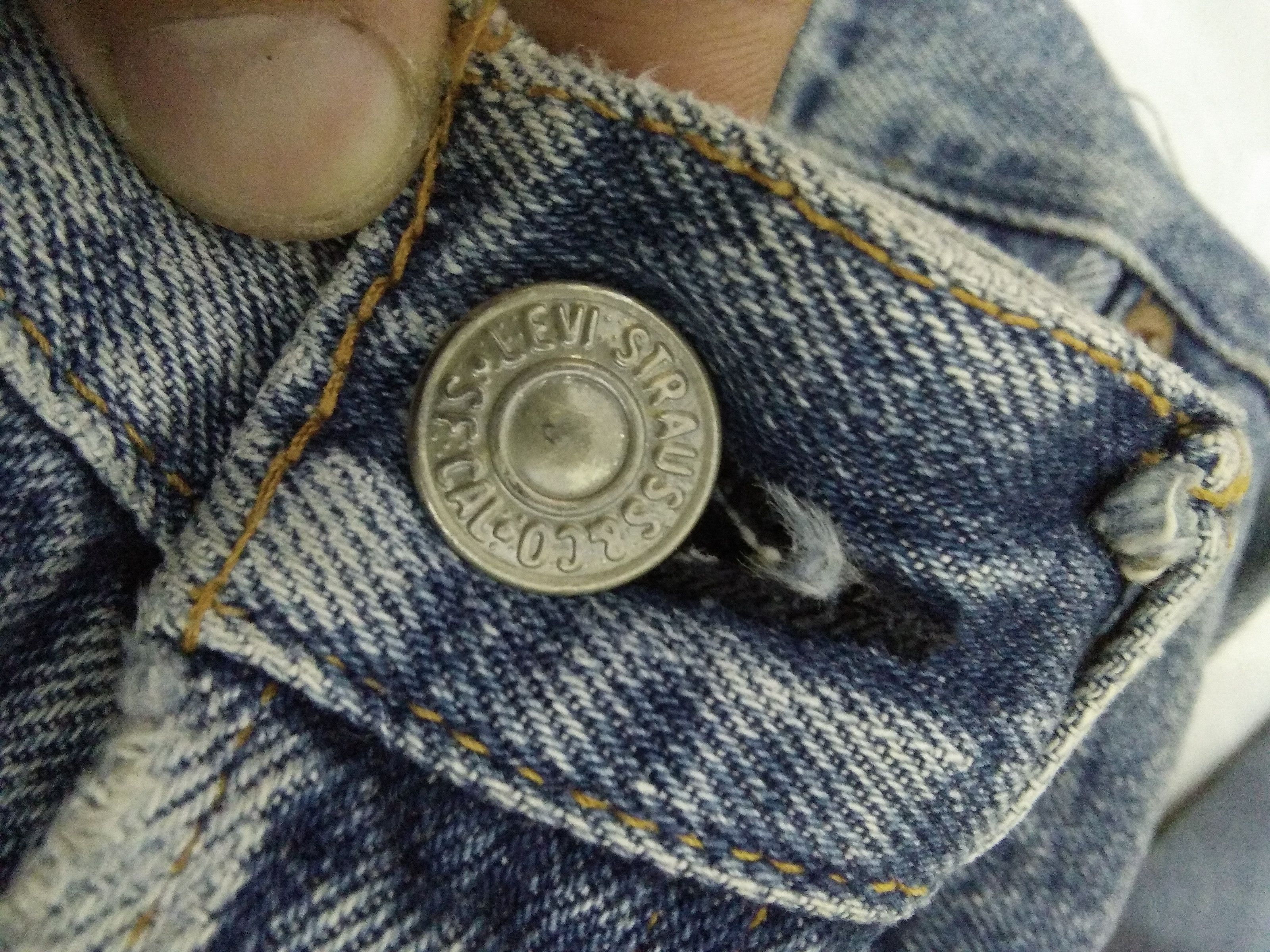 Levi's × Vintage 70s LEVIS 501 JEANS Selvedge USA #6 SINGLE STITCH (A263) Size US 30 / EU 46 - 7 Thumbnail