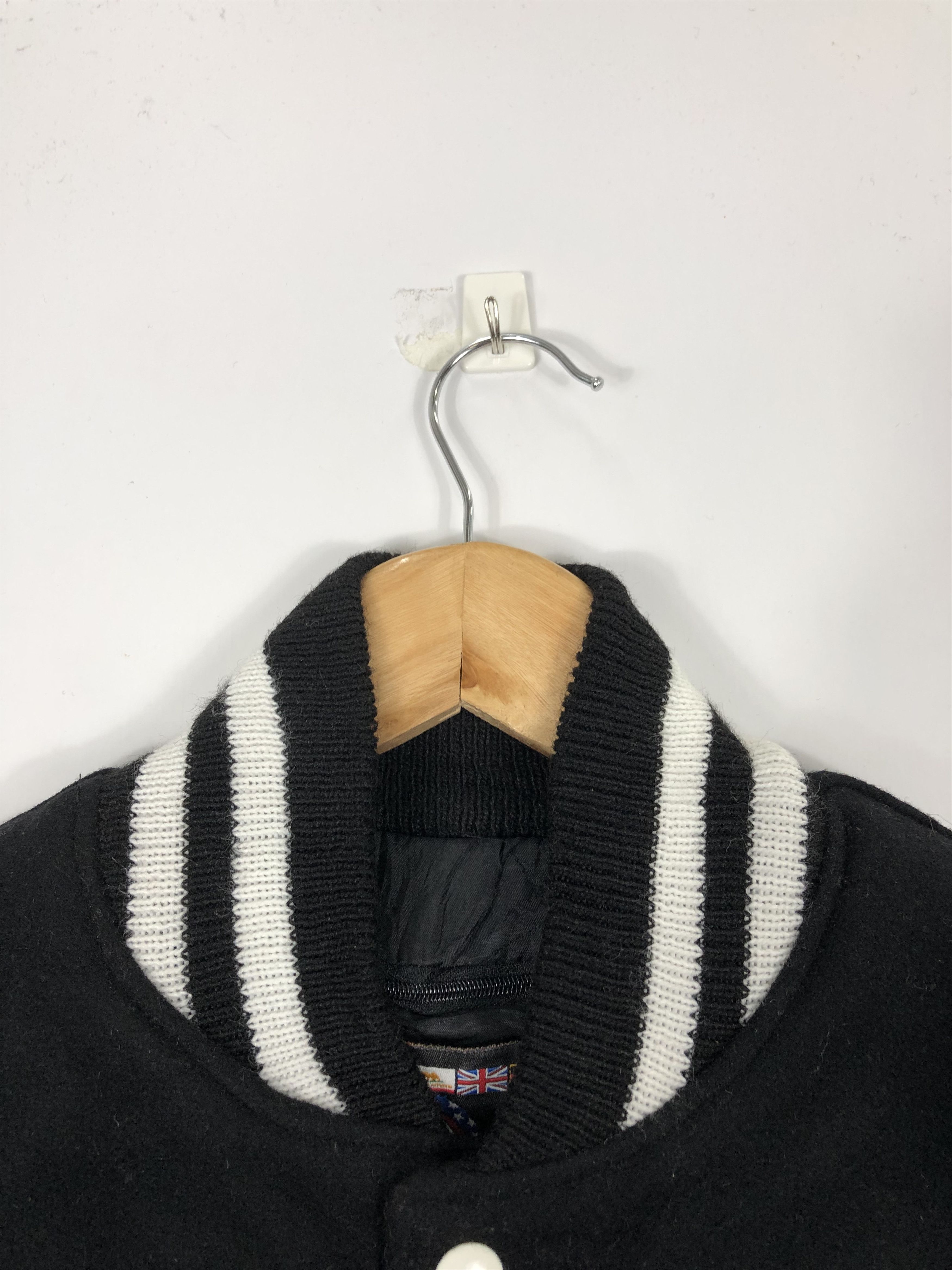 Griffin Vintage Griffin Varsity Jacket Embroidered Spell Out V0190 Size US XS / EU 42 / 0 - 7 Thumbnail