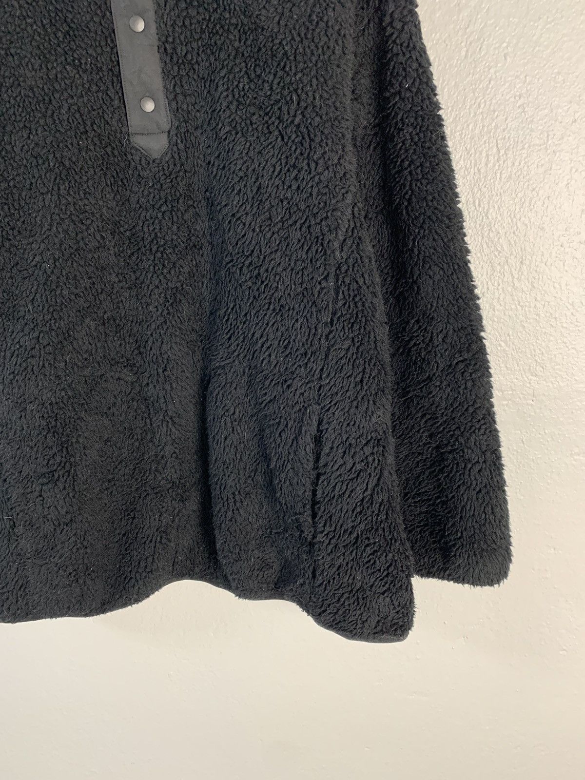 Uniqlo × White Mountaineering Uniqlo White Mountaineering Fleece Sherpa Sweater Size US L / EU 52-54 / 3 - 2 Thumbnail