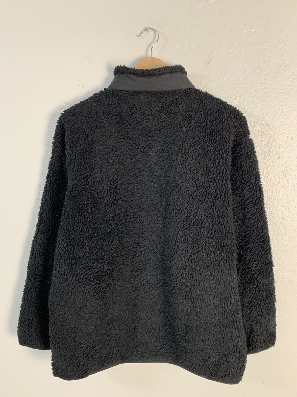 Uniqlo × White Mountaineering Uniqlo White Mountaineering Fleece Sherpa Sweater Size US L / EU 52-54 / 3 - 7 Thumbnail
