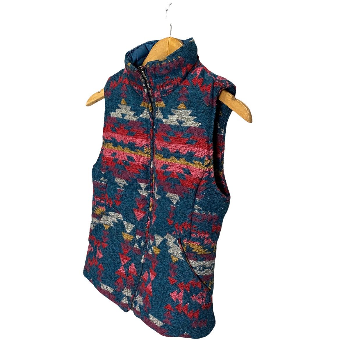 American Eagle Outfitters × Native American Eagle puffer navajo vest Size US XXS / EU 40 - 4 Thumbnail