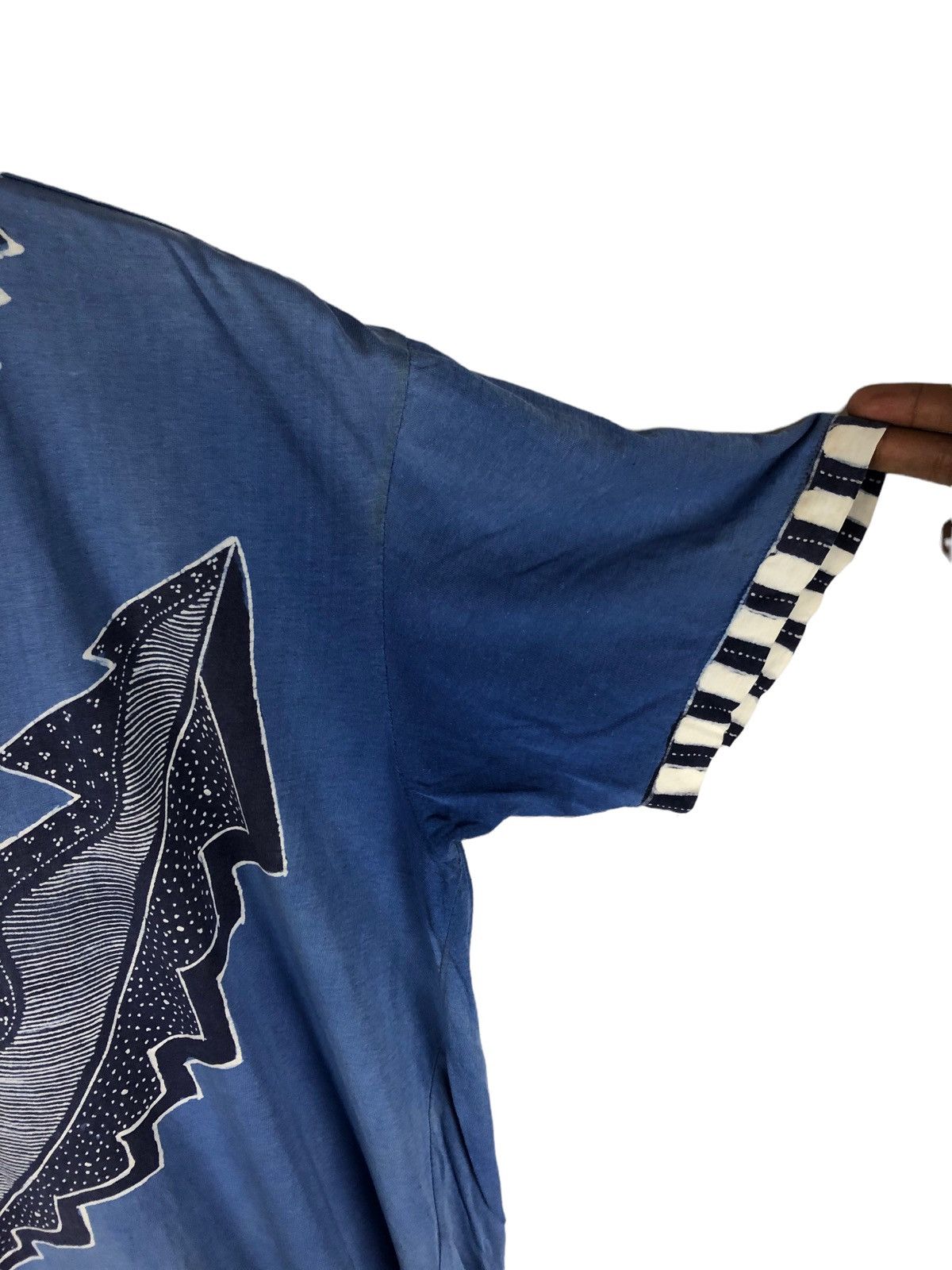 Issey Miyake Vintage 80s Issey Miyake Men Navajo Pattern Tshirt Size US M / EU 48-50 / 2 - 6 Thumbnail