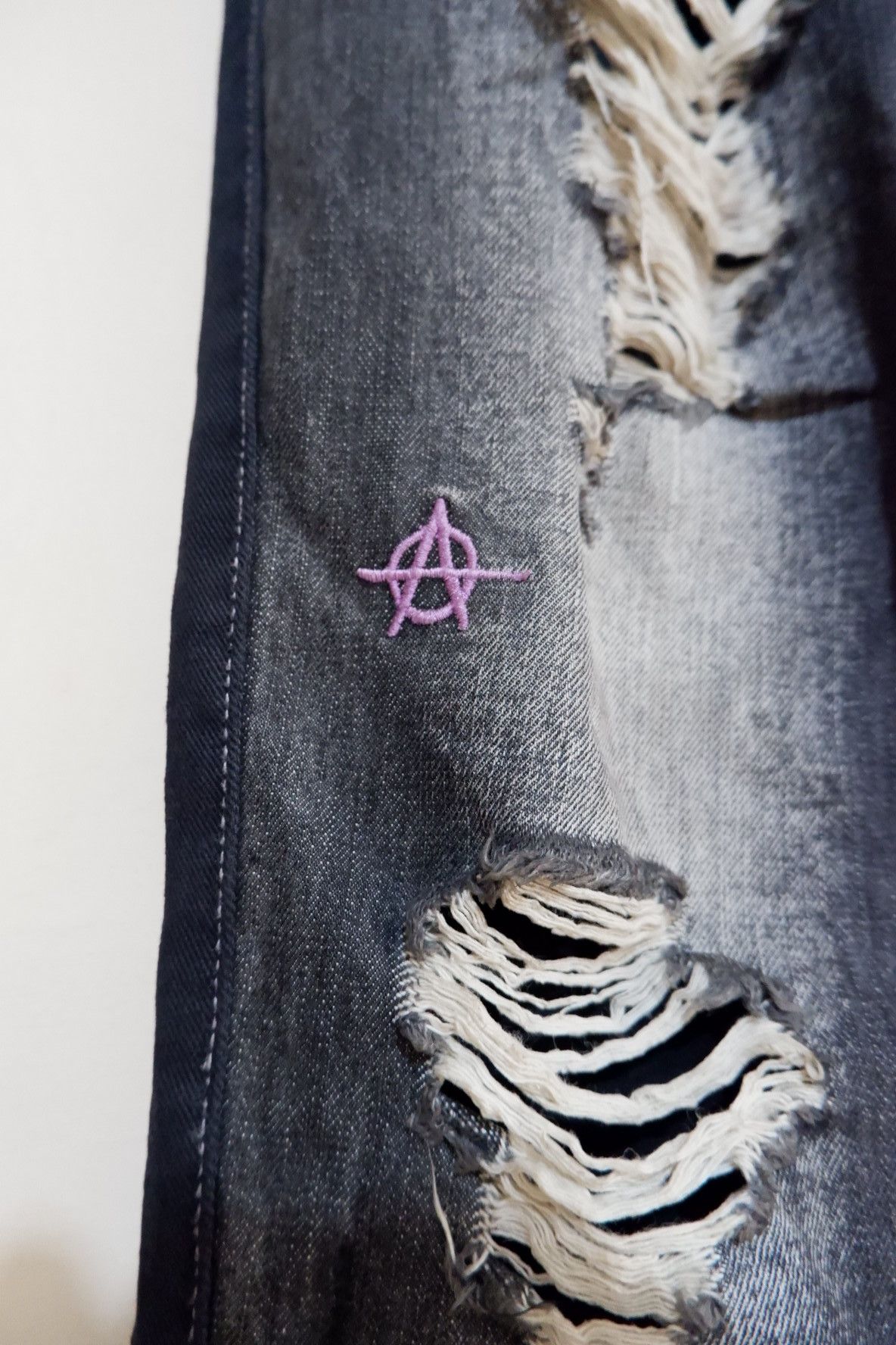 20471120 Y2K ALGONSQUINS Poem Distressed Jeans Size US 30 / EU 46 - 5 Thumbnail