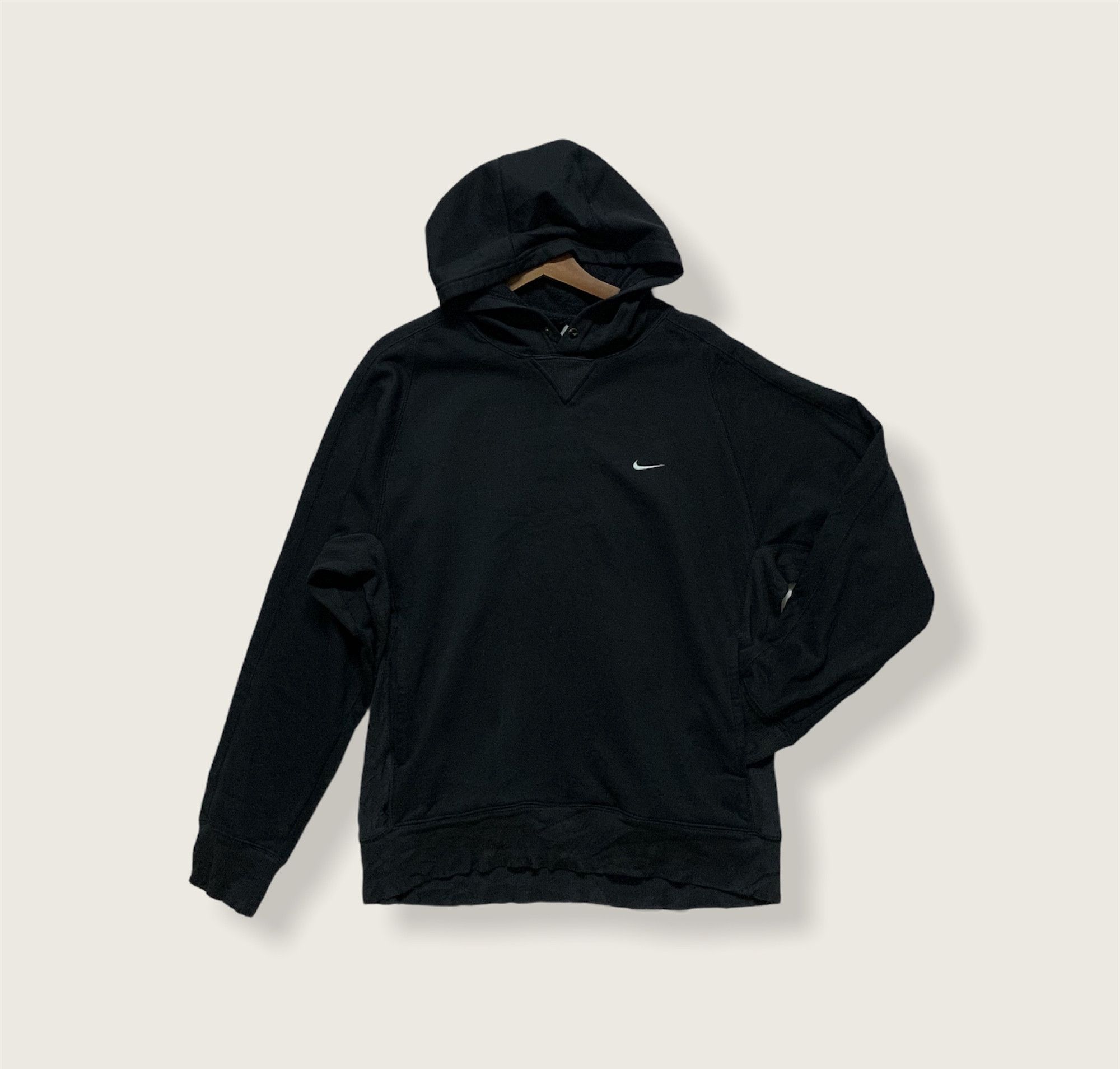 image of Nike Small Logo Sportswear Hooded Sweatshirt in Black, Men's (Size Medium)