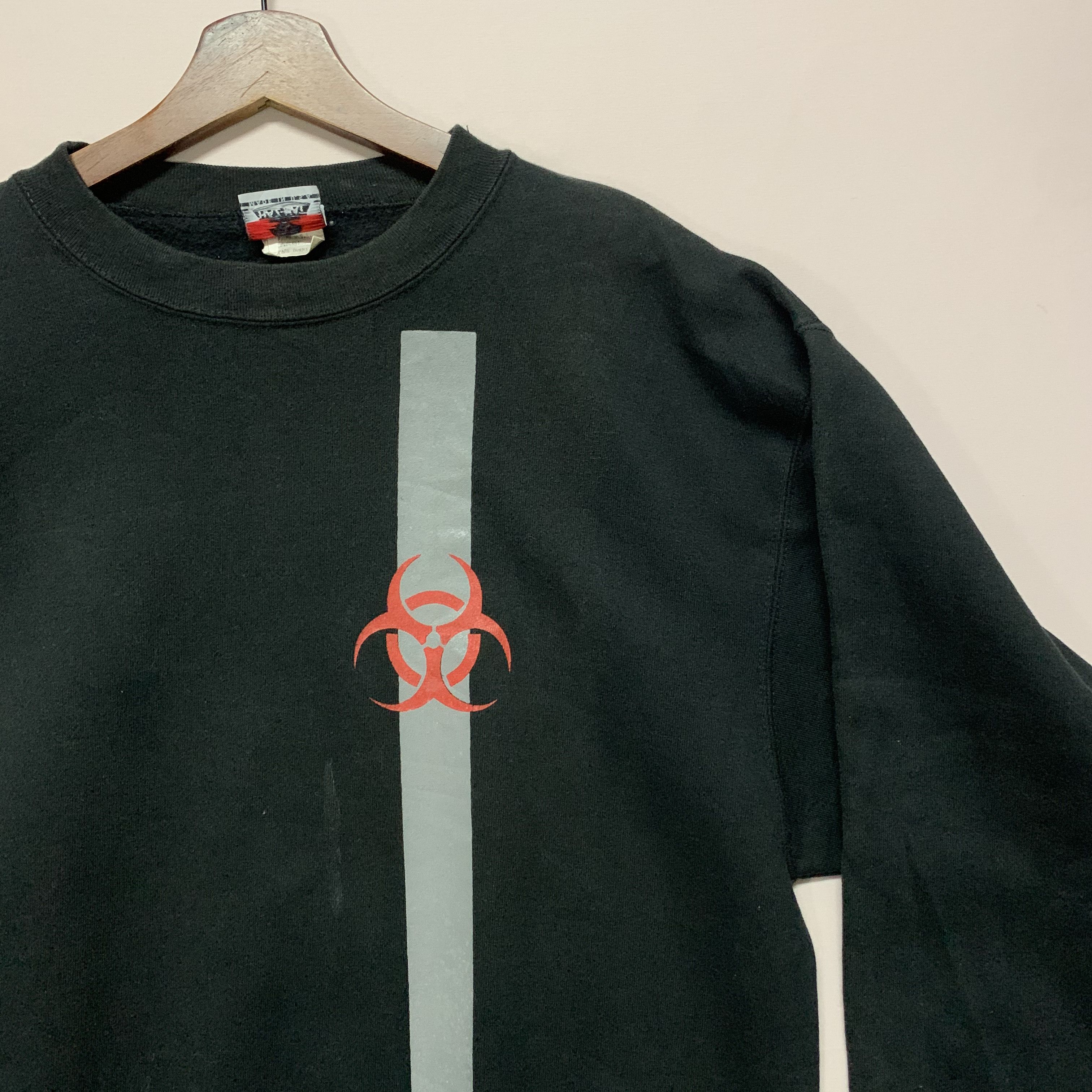 Vintage 🔥SEND OFFERS🔥 Vintage Haz-Mat Dangerous Good Sweatshirt Size US L / EU 52-54 / 3 - 5 Thumbnail