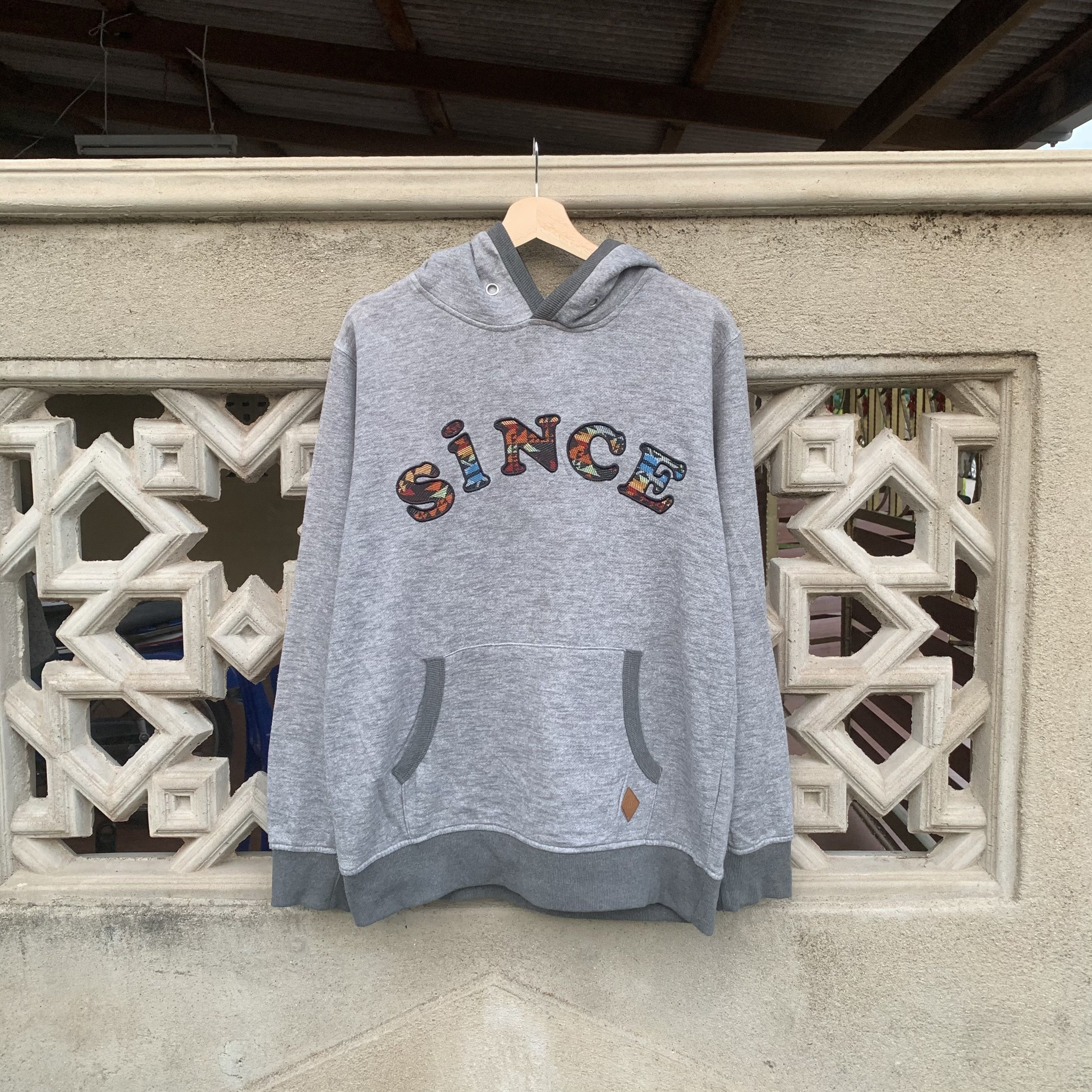 Japanese Brand Vintage Ills Navajo Style Native Spell Out Hooded Pullover Size US L / EU 52-54 / 3 - 1 Thumbnail