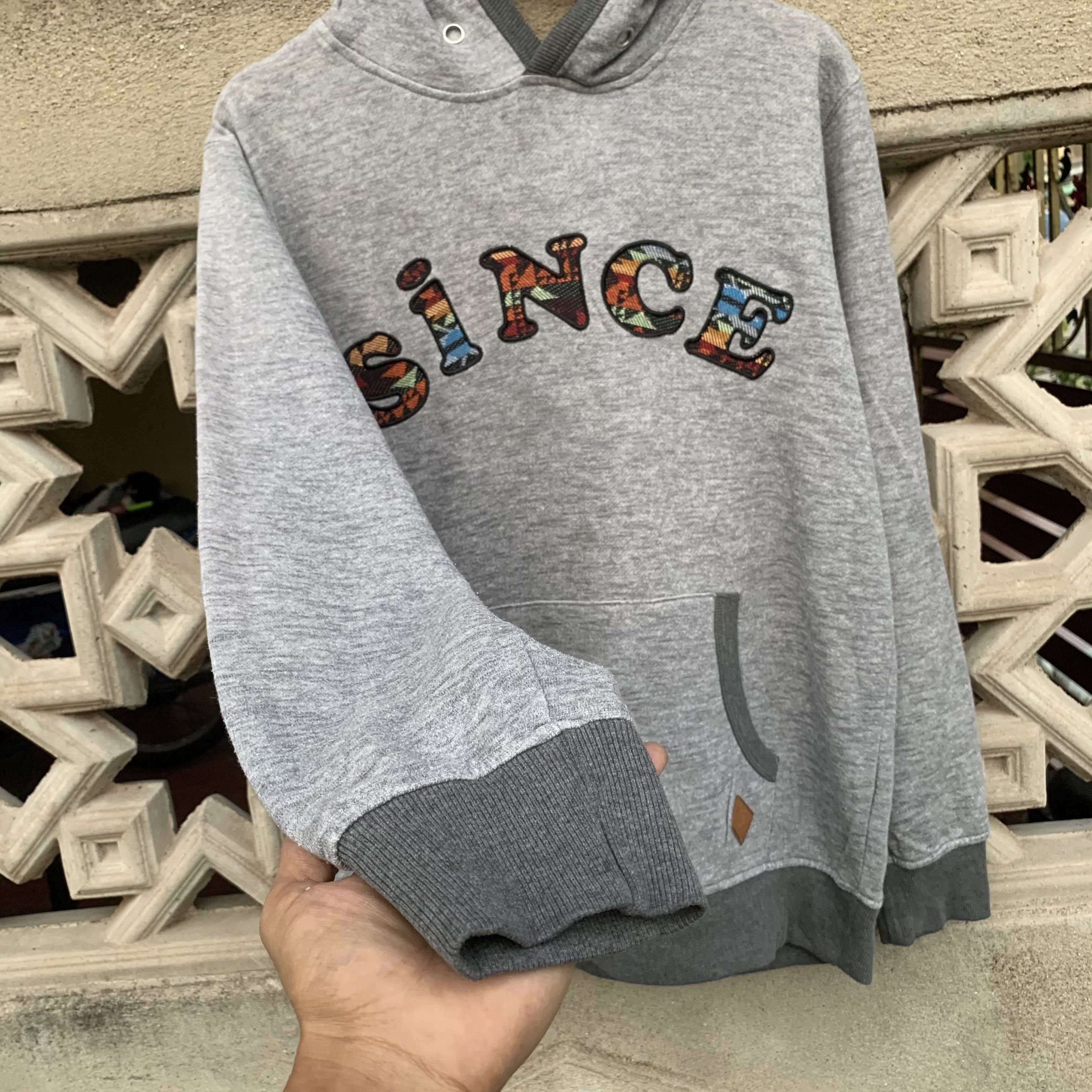Japanese Brand Vintage Ills Navajo Style Native Spell Out Hooded Pullover Size US L / EU 52-54 / 3 - 5 Thumbnail