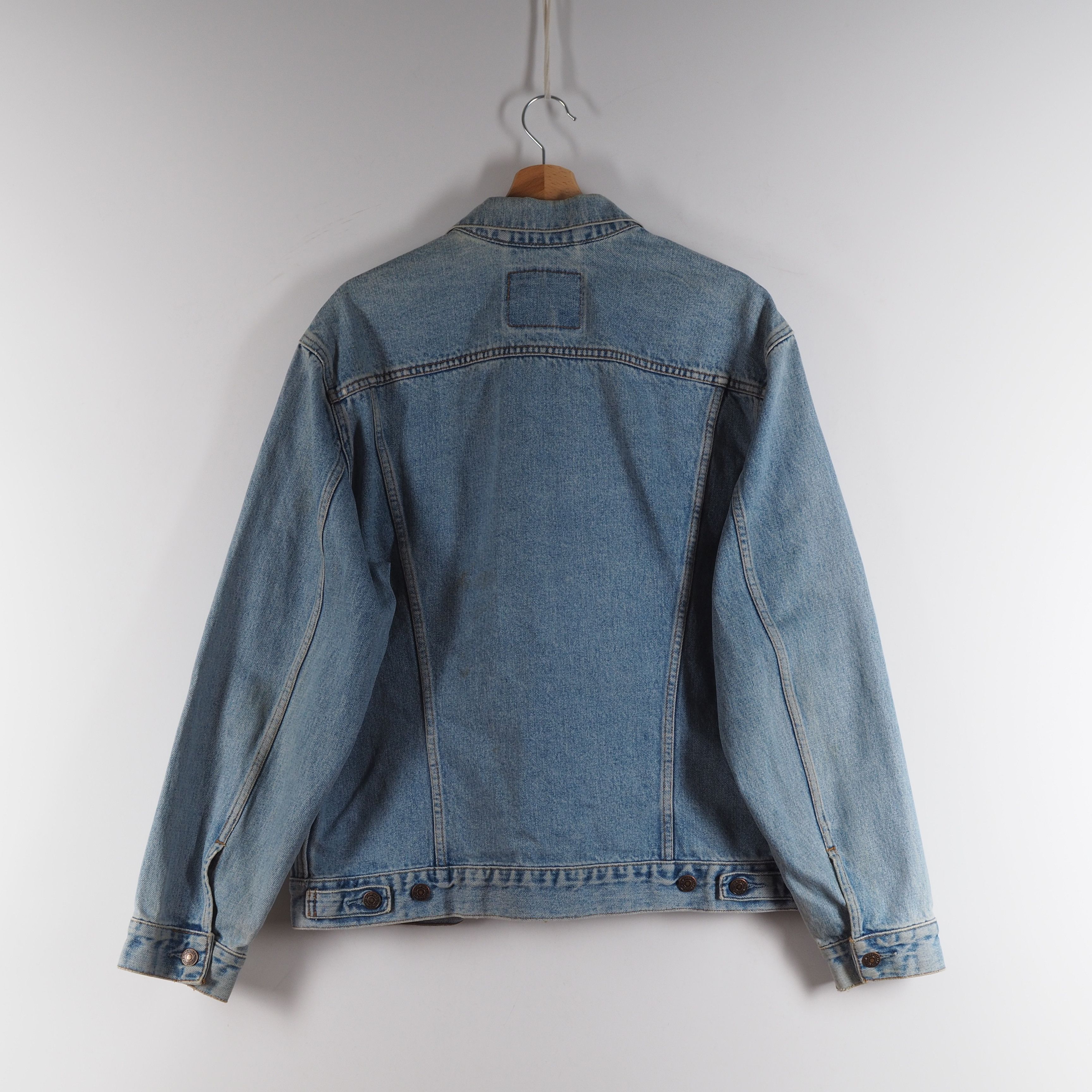Levi's × Levi's Vintage Clothing × Vintage Levis Vintage Blue Denim Jean Trucker Jacket L Large 90s Size US L / EU 52-54 / 3 - 4 Thumbnail