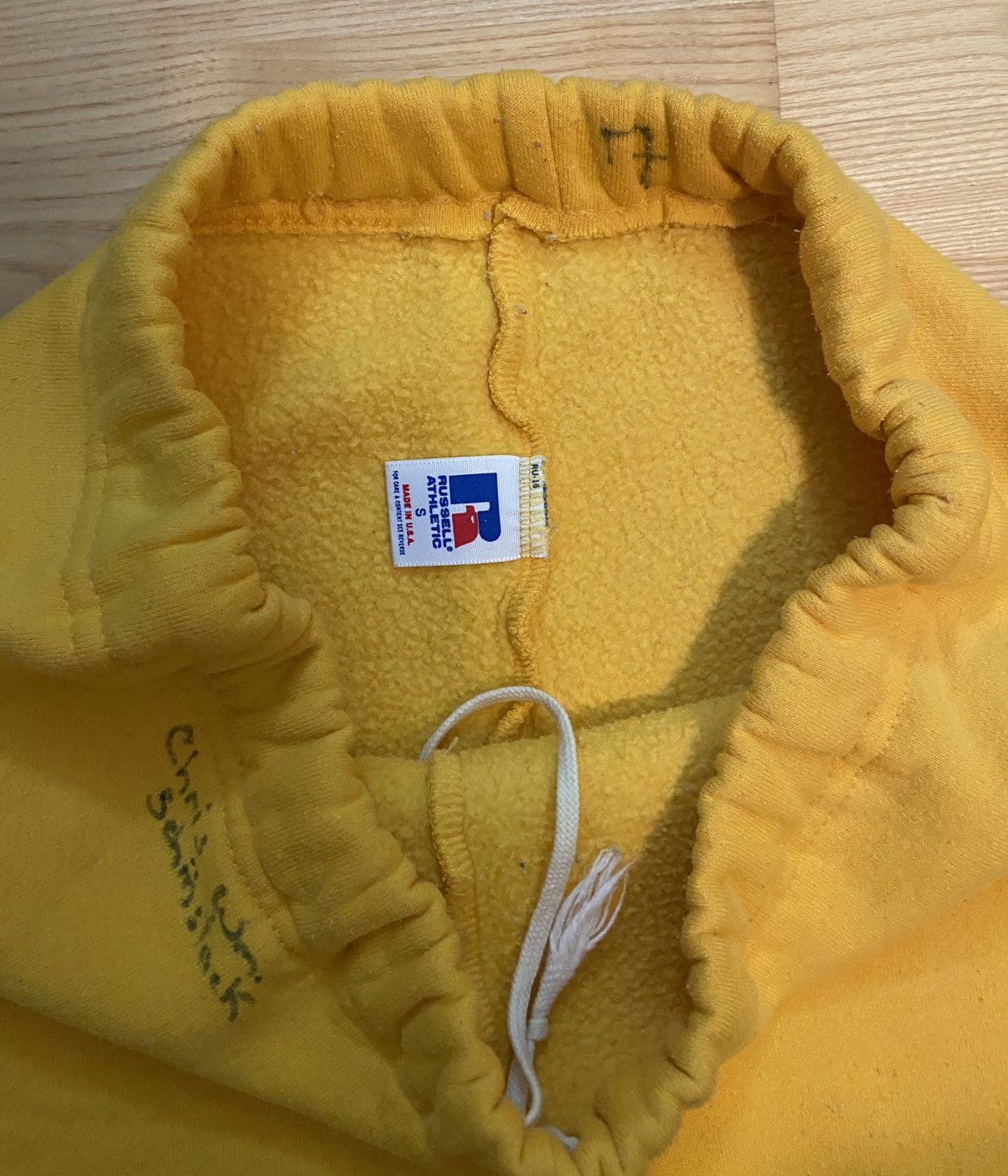 Russell Athletic × Vintage Vintage Yellow Russell Athletics Sweat pants made in USA Size US 30 / EU 46 - 4 Thumbnail
