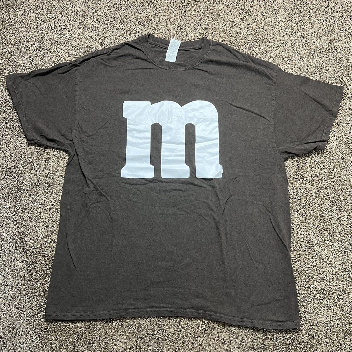 Vintage MnM Big M Tee Brown Size XL Size US XL / EU 56 / 4 - 1 Thumbnail