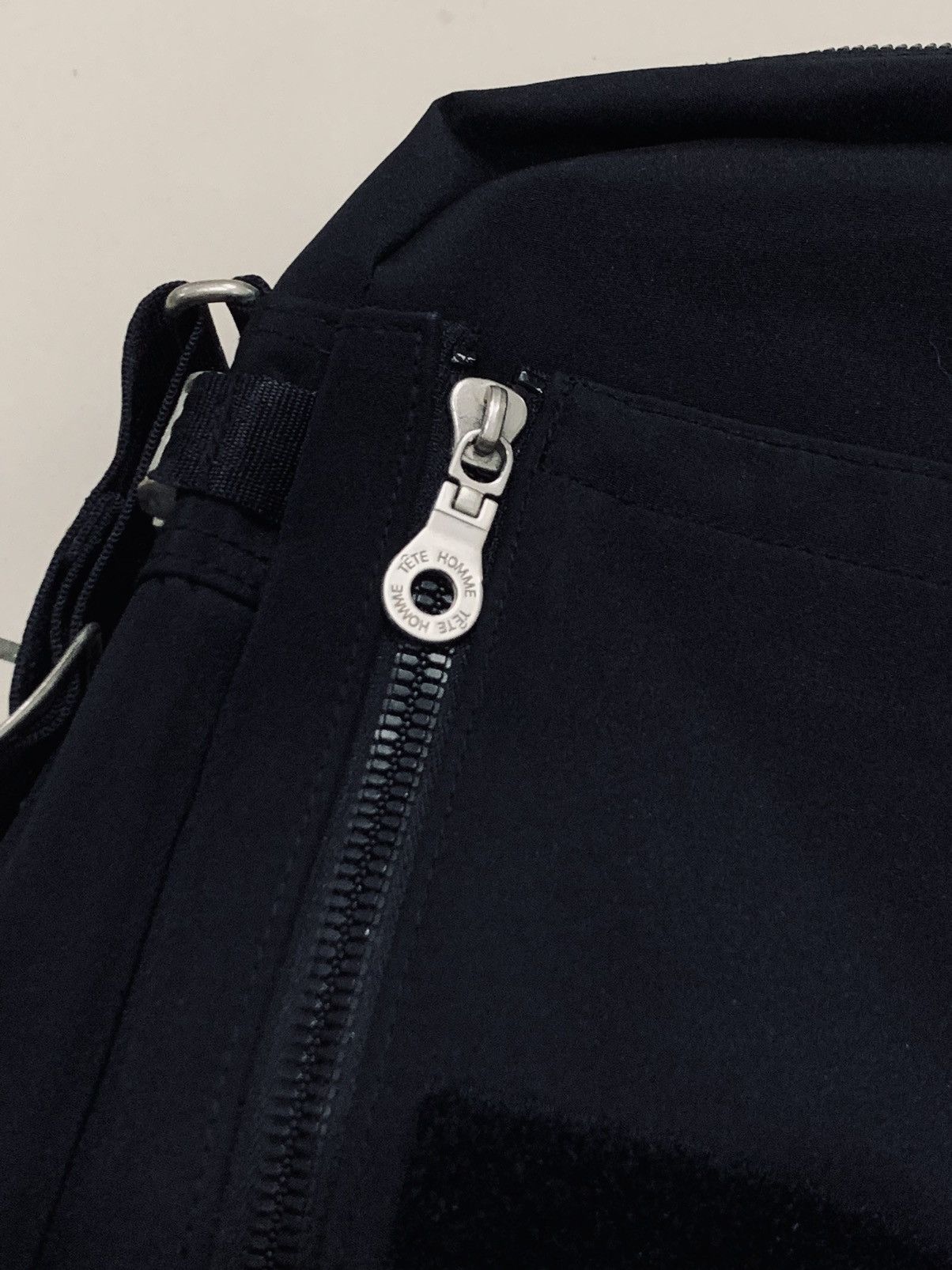 Issey Miyake × Tete Homme × Vintage TETE HOMME FULL NYLON MULTIZIPPER SLING BAG Size ONE SIZE - 7 Thumbnail