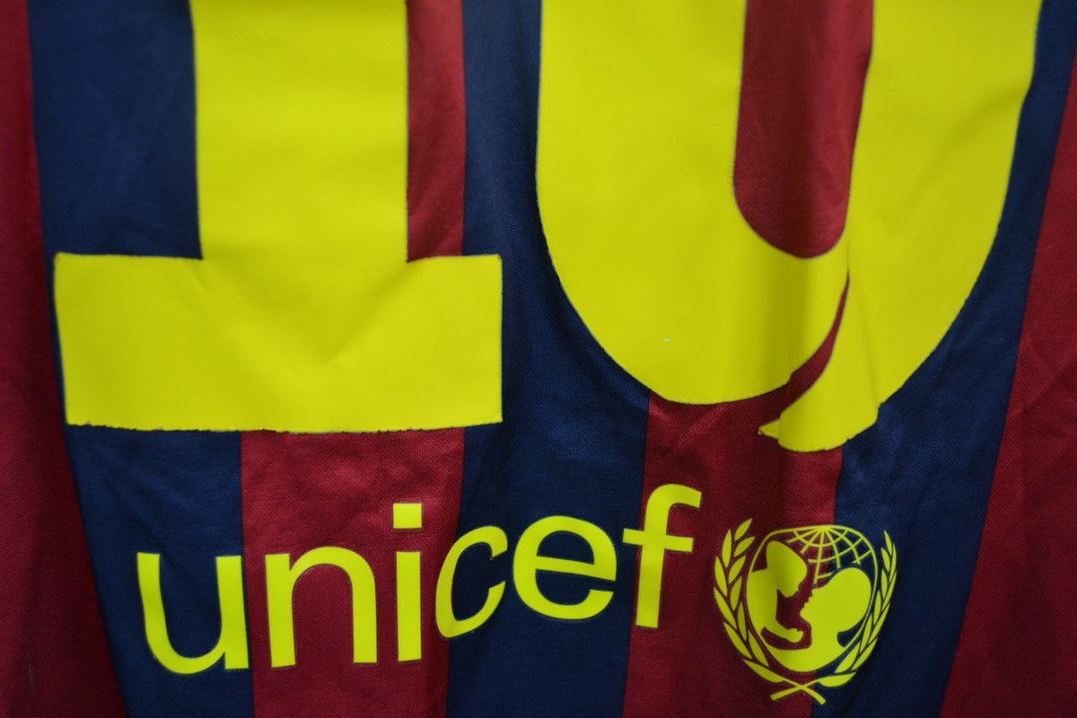 Nike × Vintage FC Barcelona Messi 2013 2014 home soccer shirt jersey Nike Size US S / EU 44-46 / 1 - 7 Thumbnail