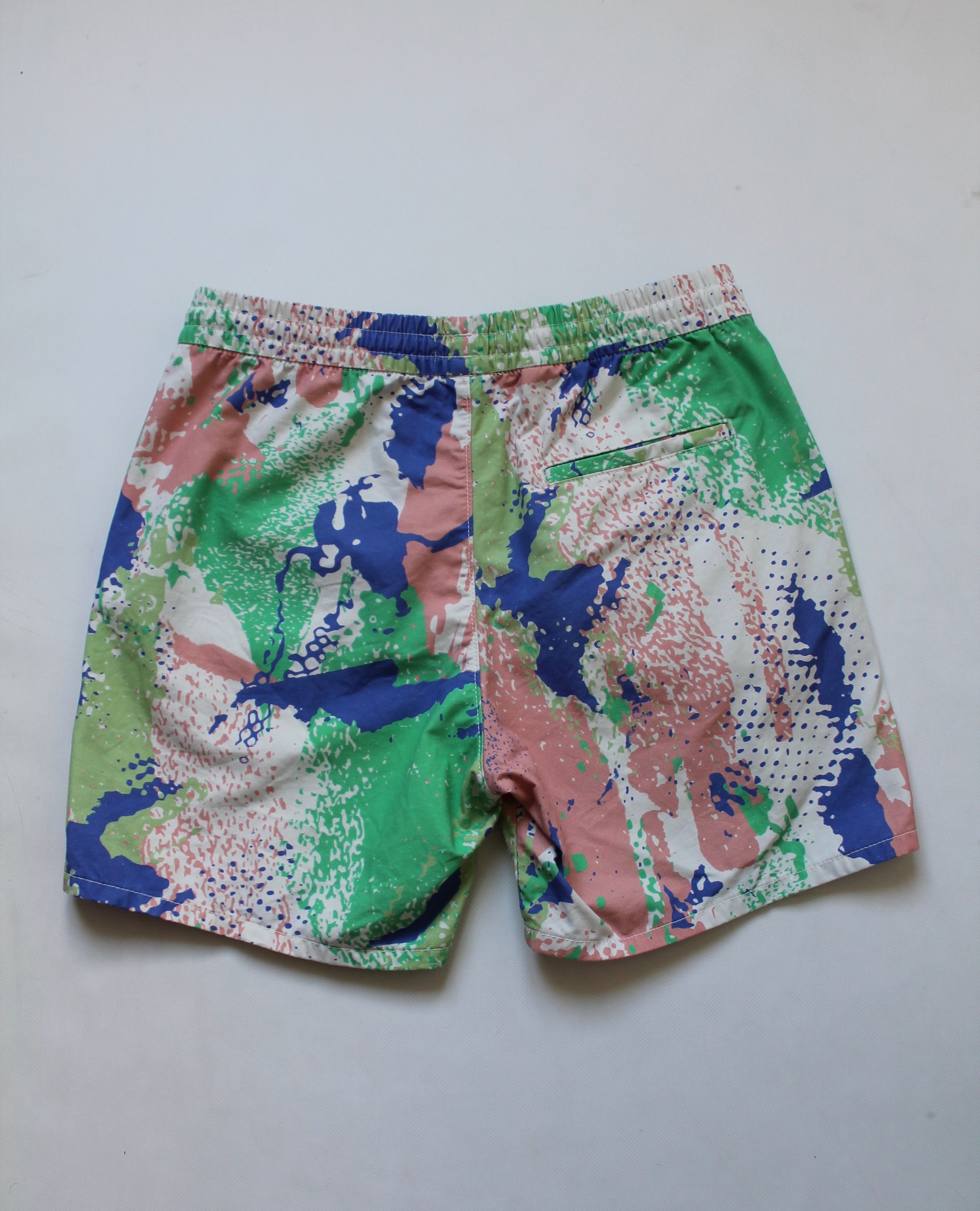 Weekday WEEKDAY Randy Big Sponge Suit Shirt Shorts Colorfull Size US M / EU 48-50 / 2 - 12 Thumbnail