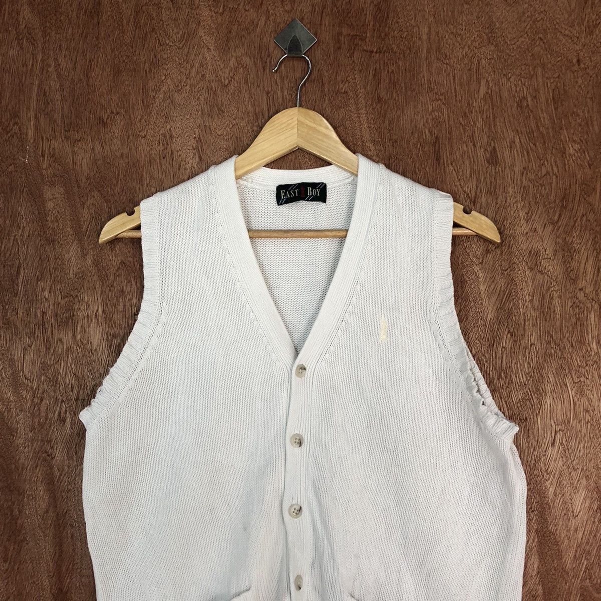 Homespun Knitwear East Boy White sleeve less Knit Vest #H386 Size US M / EU 48-50 / 2 - 2 Thumbnail