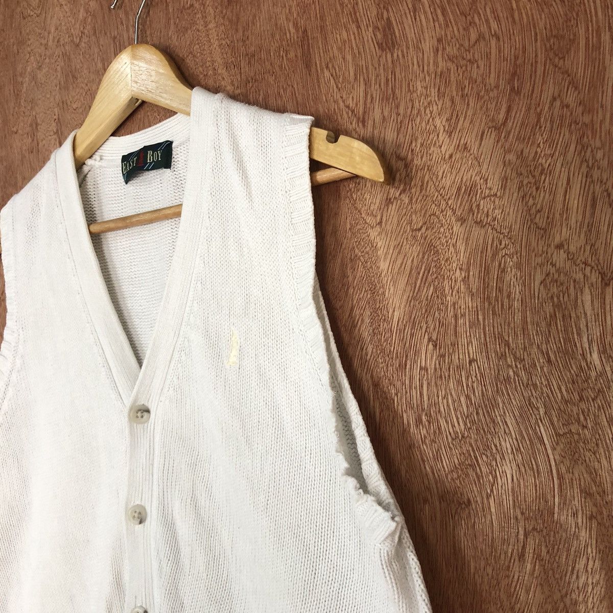 Homespun Knitwear East Boy White sleeve less Knit Vest #H386 Size US M / EU 48-50 / 2 - 4 Thumbnail
