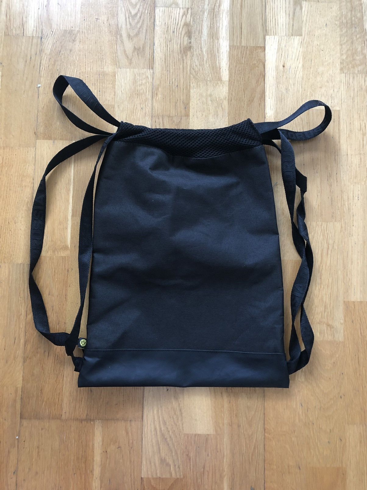 Other BORUSSIA DORTMUND RARE SOCCER SPORT LIGHT FOOTBALL BAG Size ONE SIZE - 2 Thumbnail