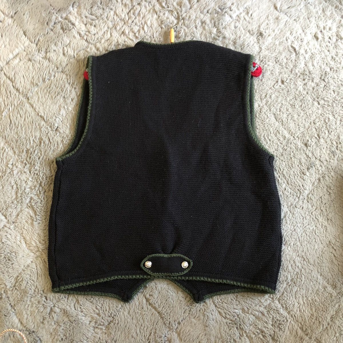 Vintage Floral Pattern beautiful 90s Wool Vest Large