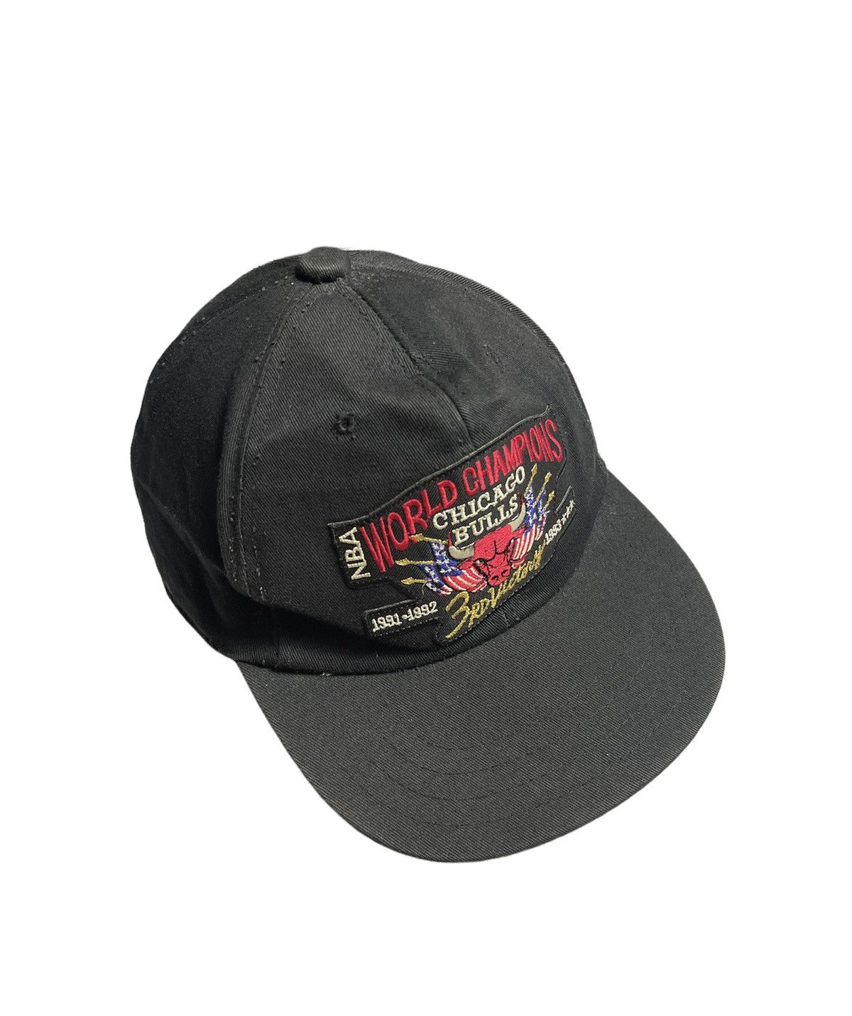 Vintage Chicago Bulls World Champion Cap
