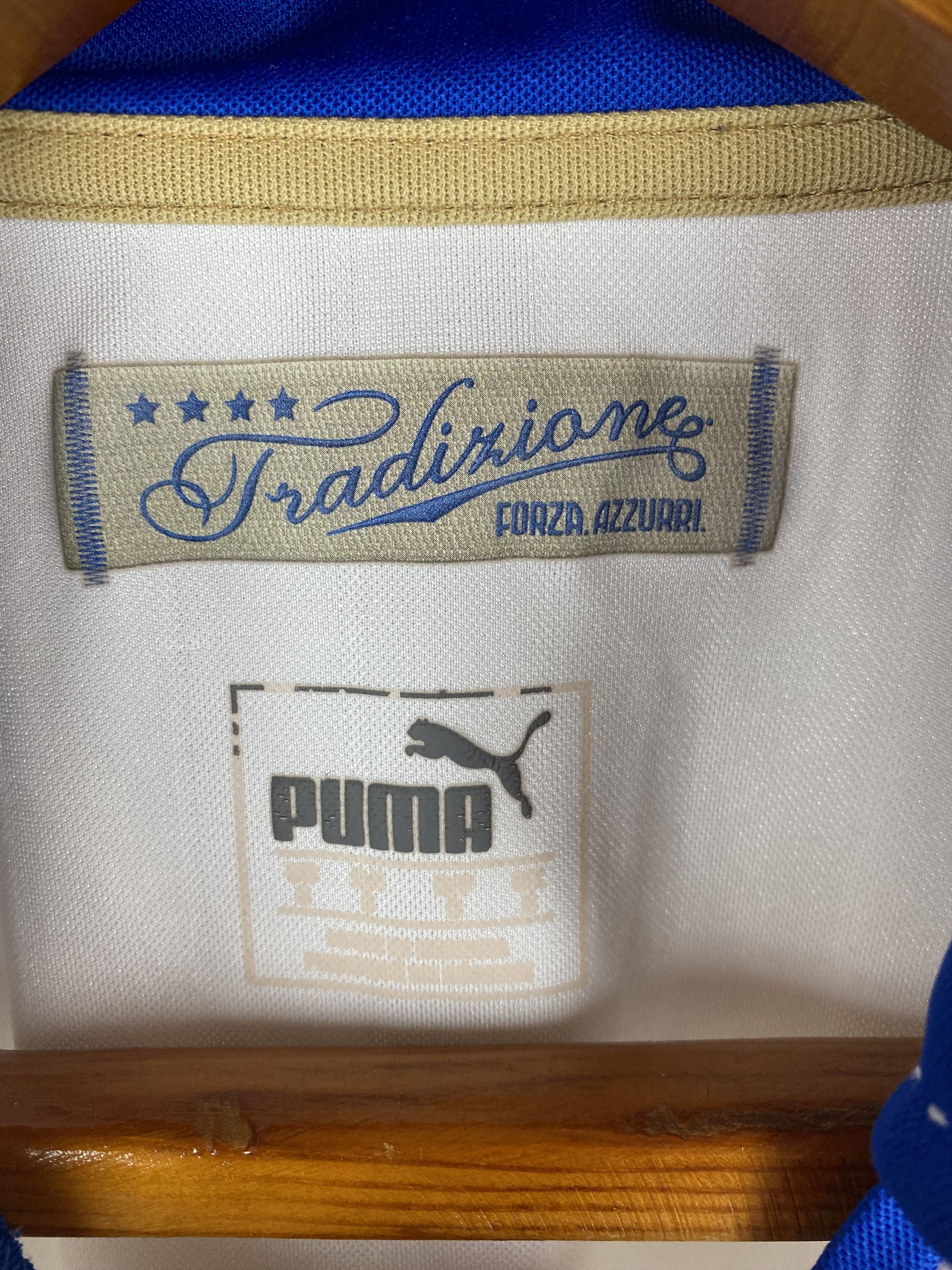 Puma Italia Vintage FIFA White Soccer Jersey Size US S / EU 44-46 / 1 - 3 Thumbnail