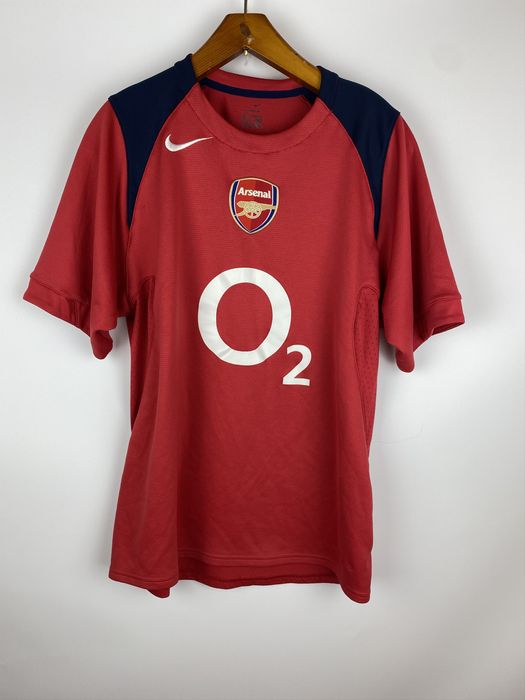 O2 store soccer jersey