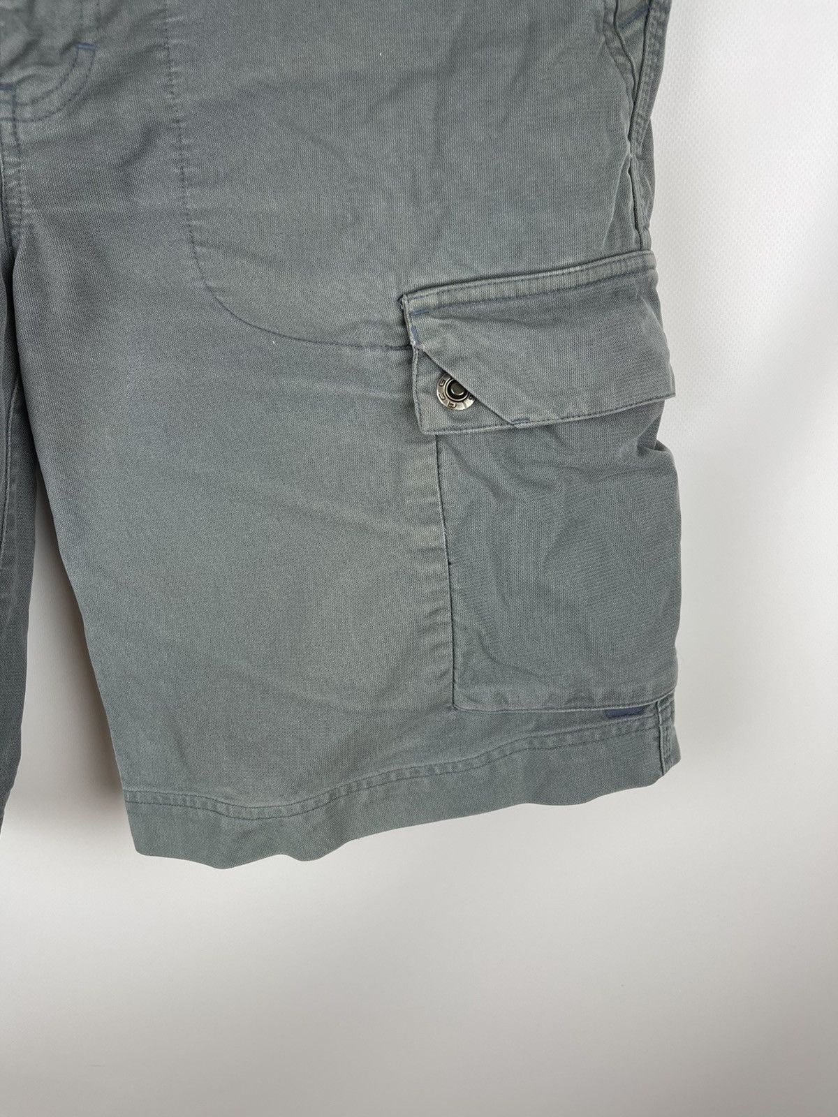 Nike Nike ACG vintage y2k utility cargo shorts travis Scott styl Size US 34 / EU 50 - 6 Thumbnail