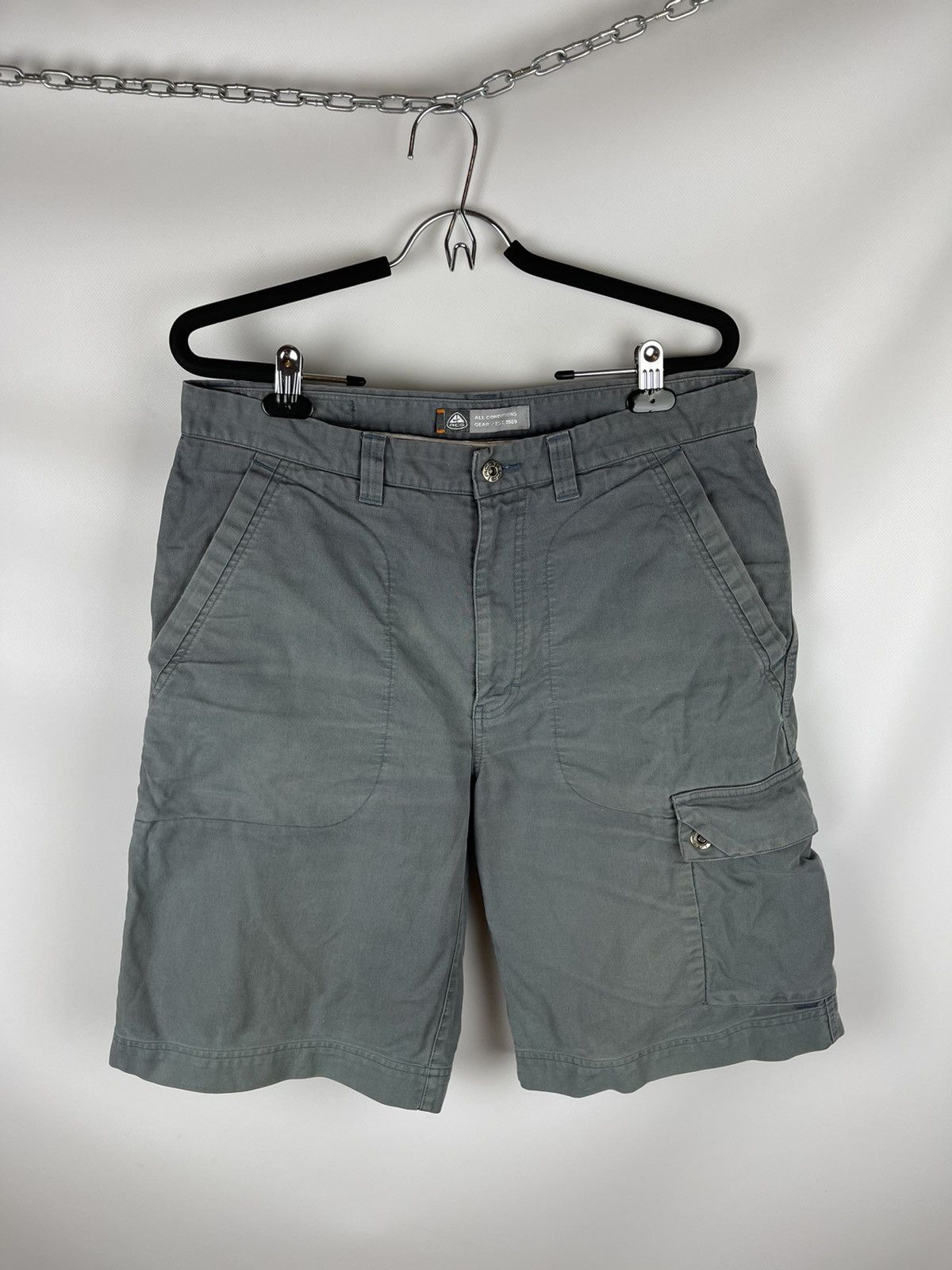 Nike Nike ACG vintage y2k utility cargo shorts travis Scott styl Size US 34 / EU 50 - 1 Thumbnail