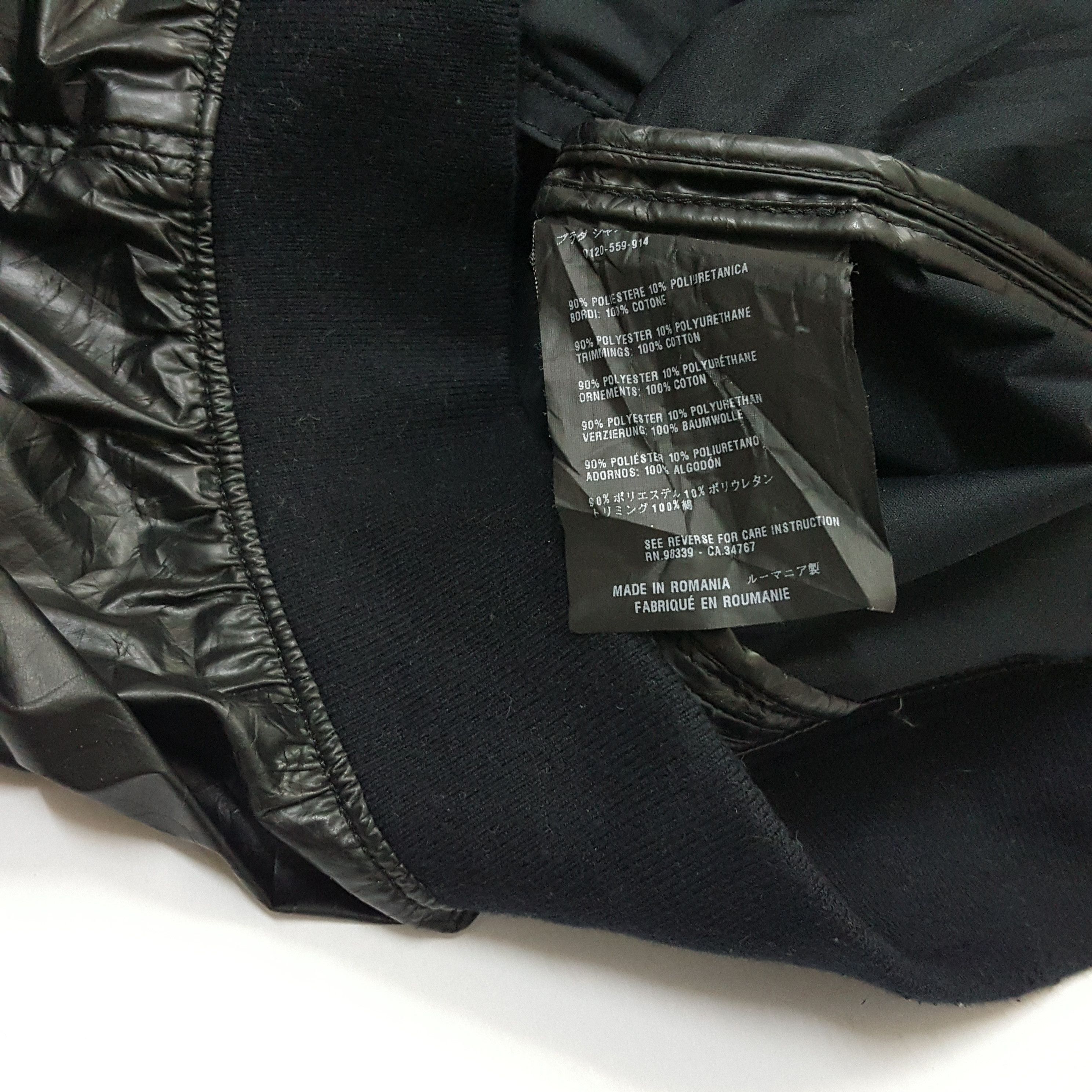 Prada Vintage PRADA nice design black bombers jacket made Romania Size US L / EU 52-54 / 3 - 9 Thumbnail