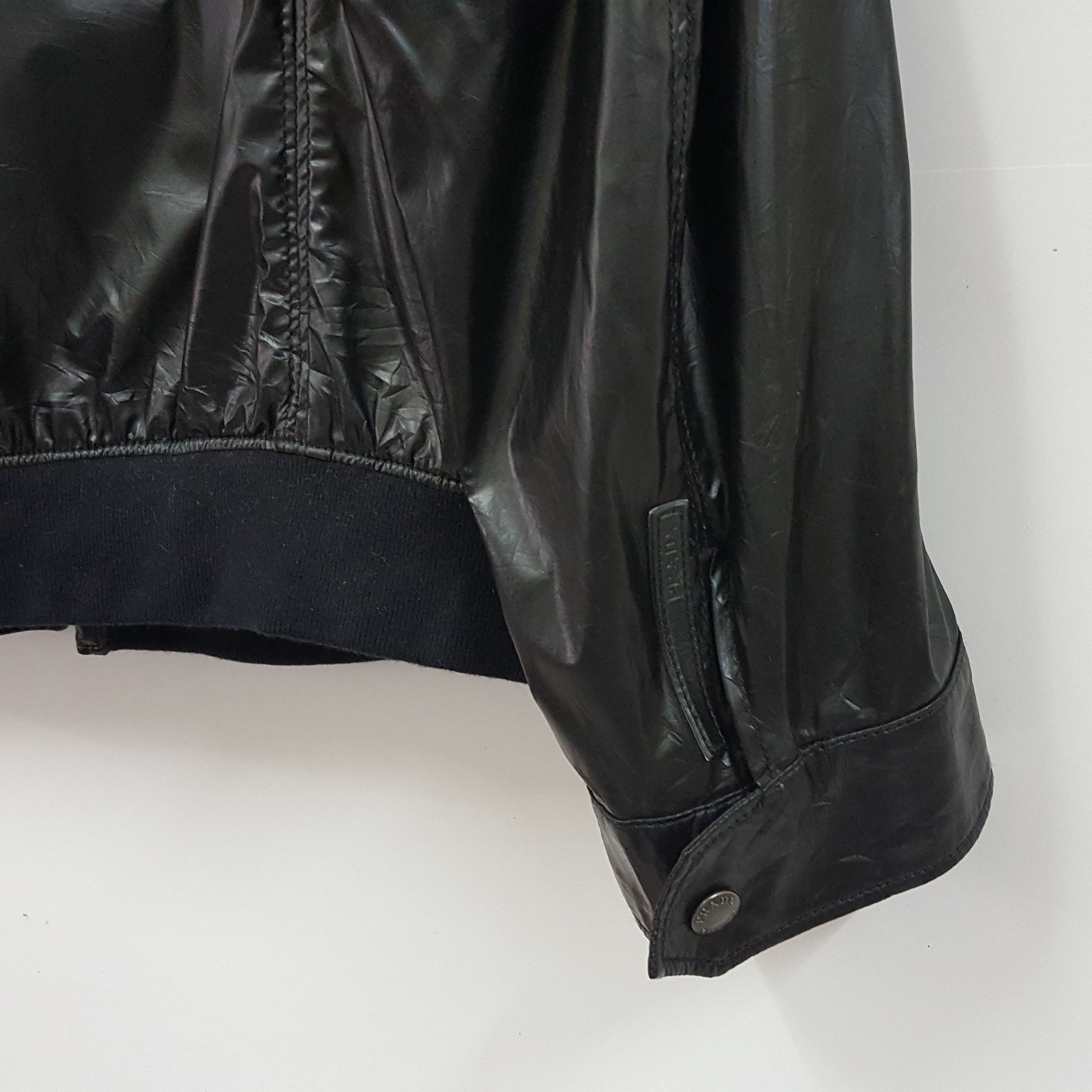Prada Vintage PRADA nice design black bombers jacket made Romania Size US L / EU 52-54 / 3 - 7 Thumbnail
