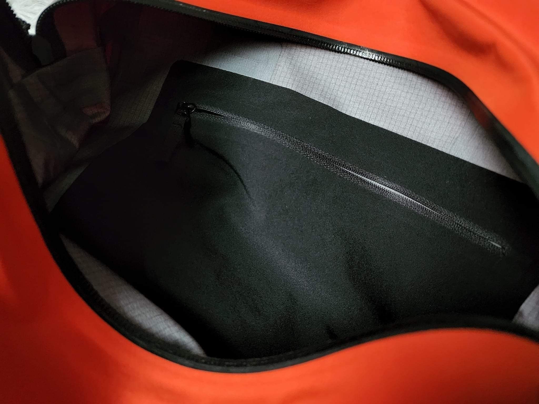 Arc'Teryx Veilance Veilance Seque Re-System Tote | Grailed