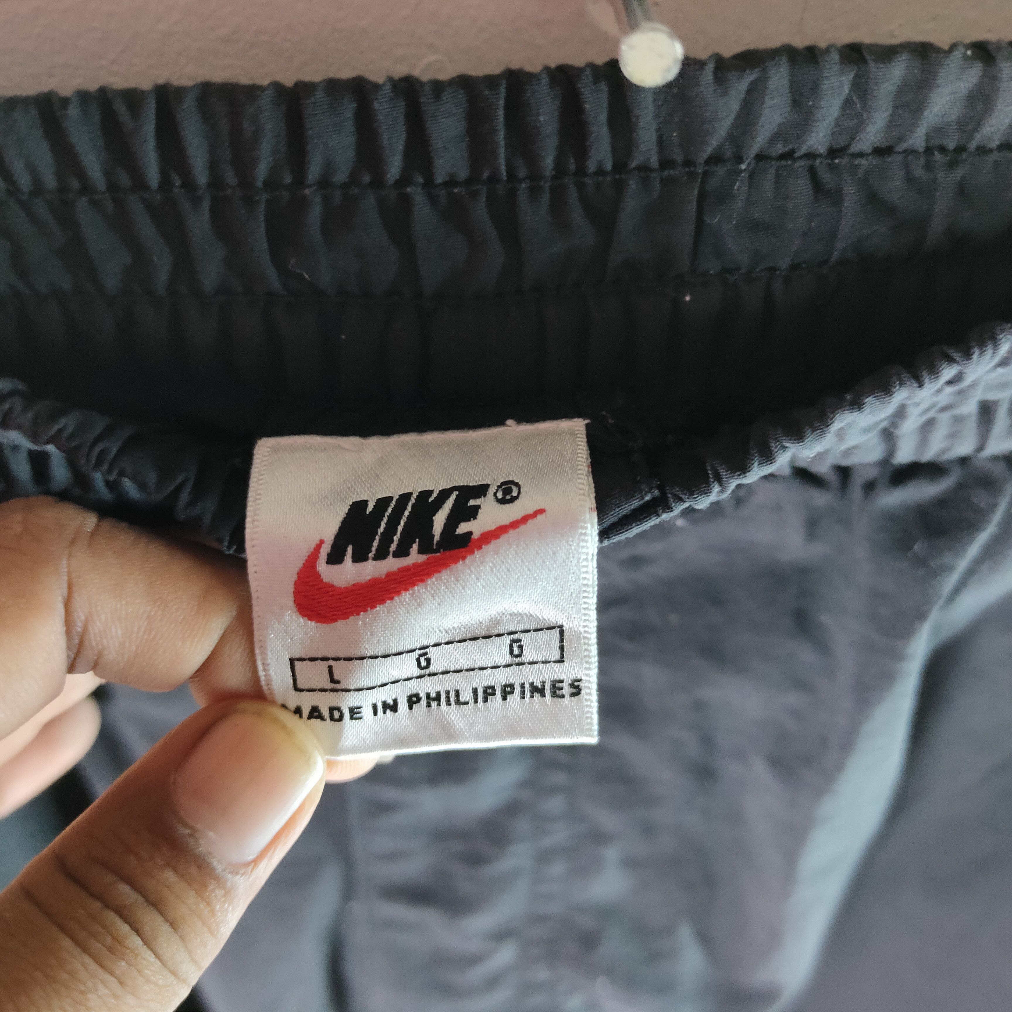 Nike × Vintage NIKE VINTAGE 90s White Embroidery Swoosh Track Pant Size US 31 - 4 Thumbnail